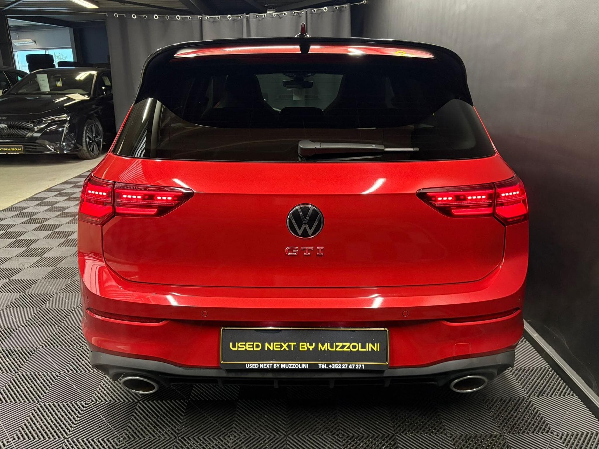 VW Golf 2.0 GTI CLUBSPORT DSG 7 TOIT OUVRANT/SIEGES ELEC/CUIR (2021) - Foto 4
