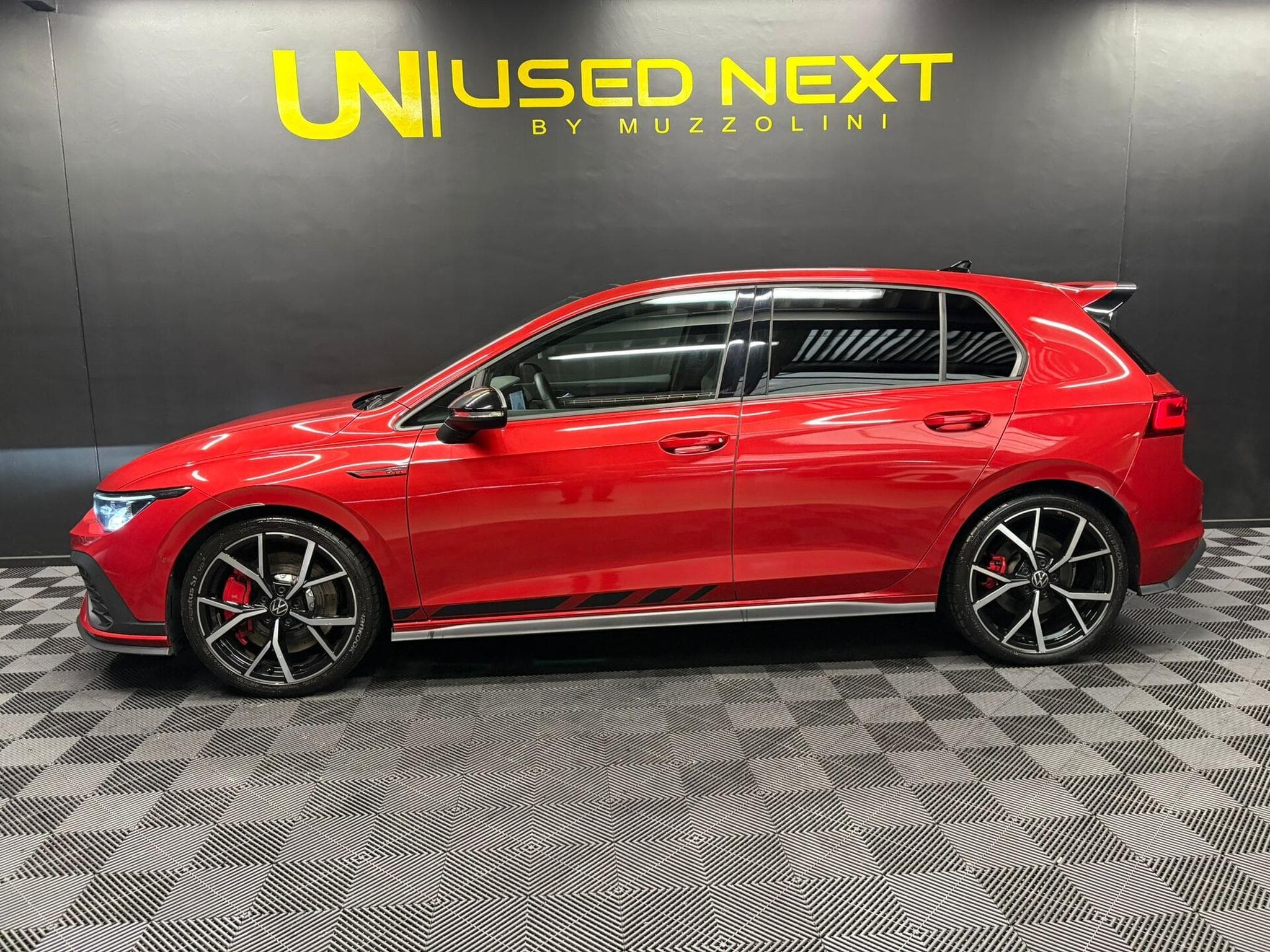 VW Golf 2.0 GTI CLUBSPORT DSG 7 TOIT OUVRANT/SIEGES ELEC/CUIR (2021) - Foto 5