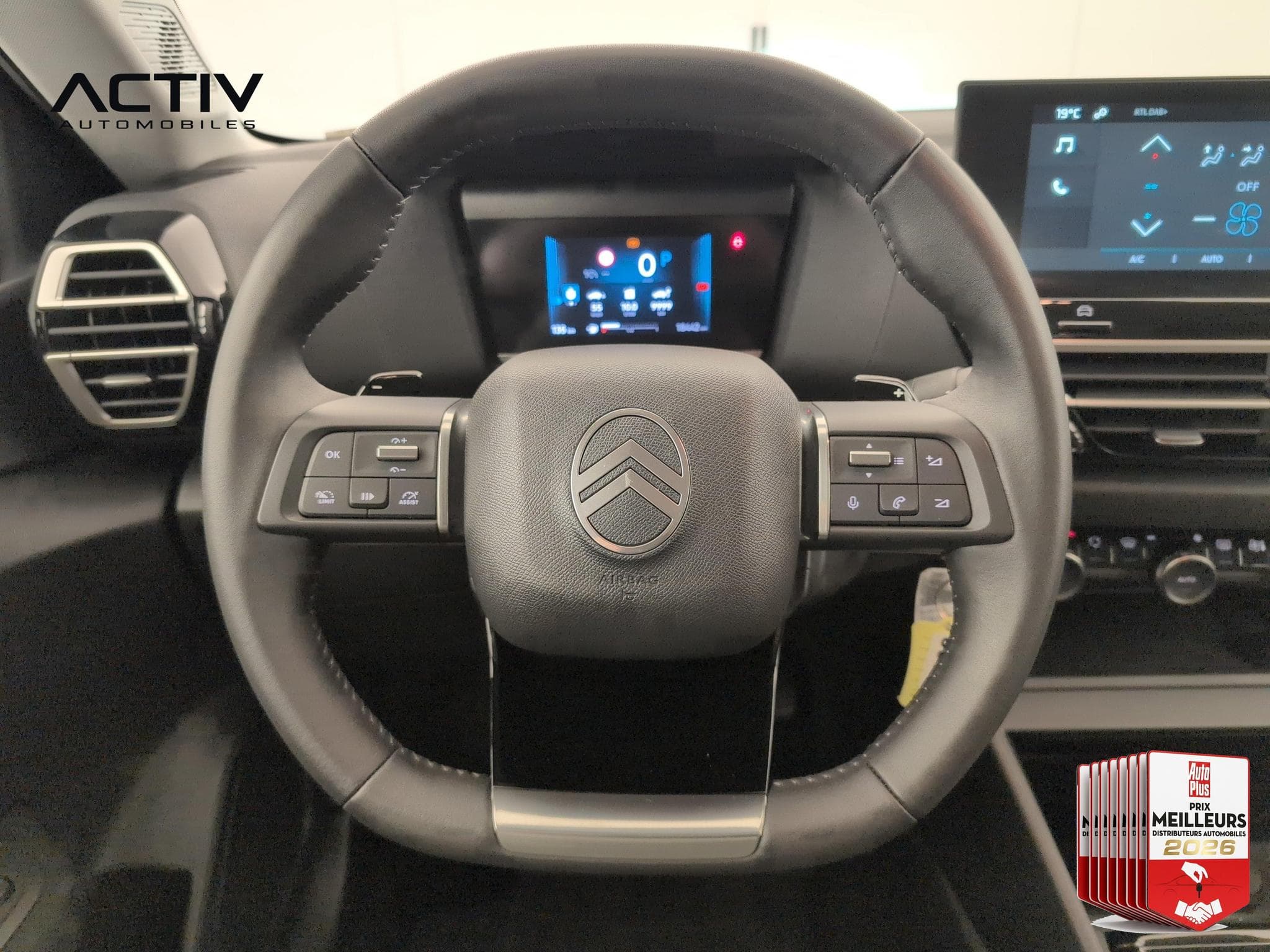 Citroën C4 Hybride 110 ch e-DCS6 You (2025) - Photo 14