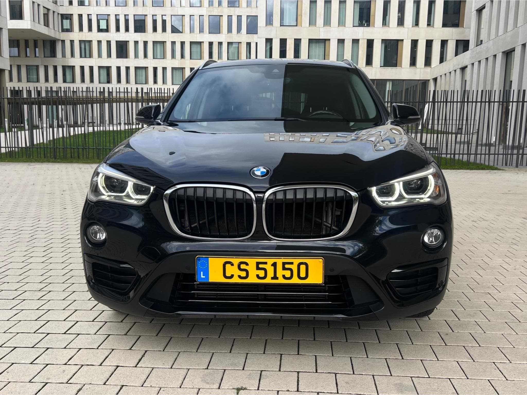 BMW iX1 X1 XDRIVE 20I M pack | HUD | AHK | 18” (2017) - Foto 3