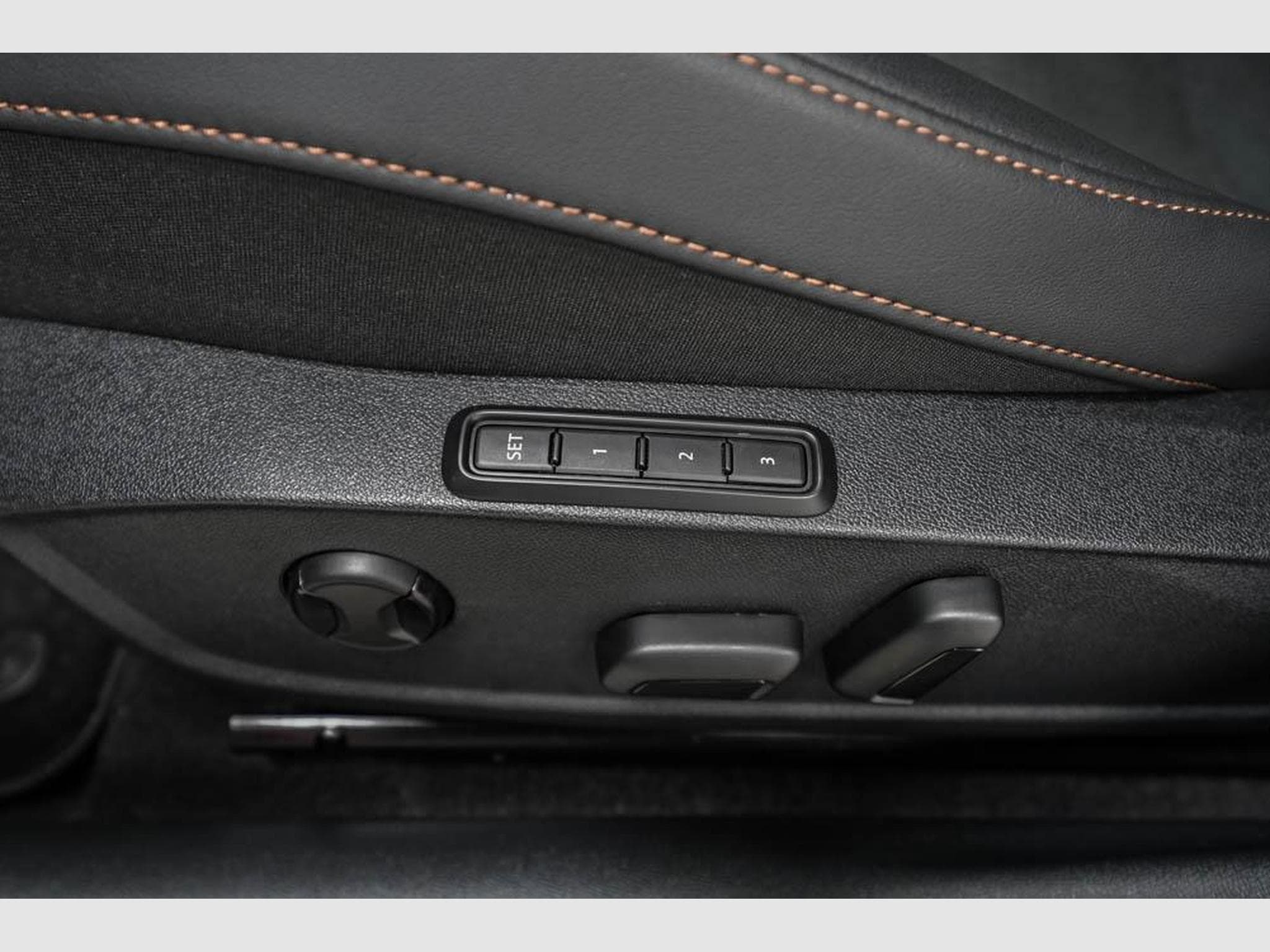 Cupra Leon ST 2,0 TSI (2025) - Foto 23