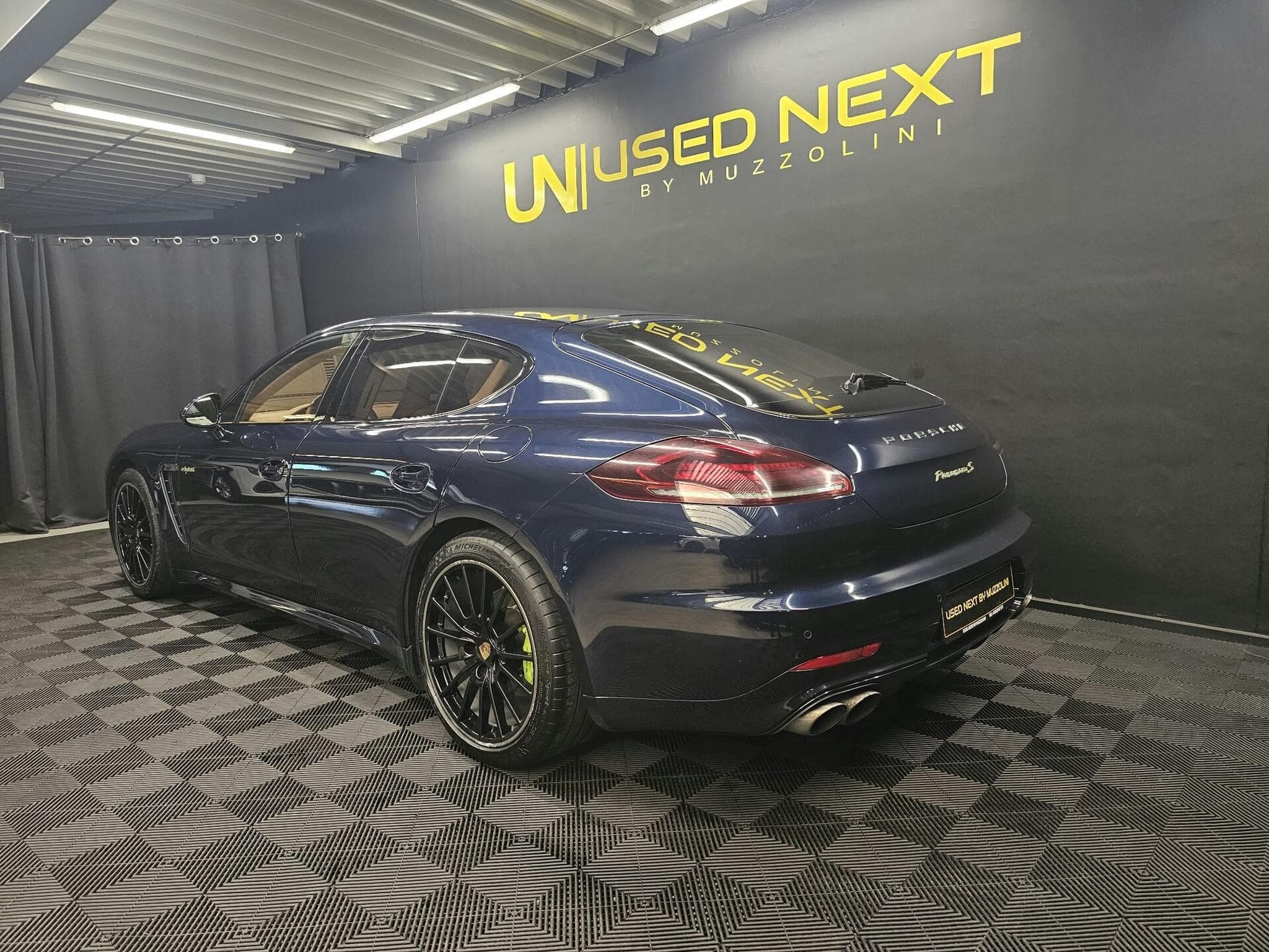 Porsche Panamera 3.0 S HYBRID (2015) - Foto 6