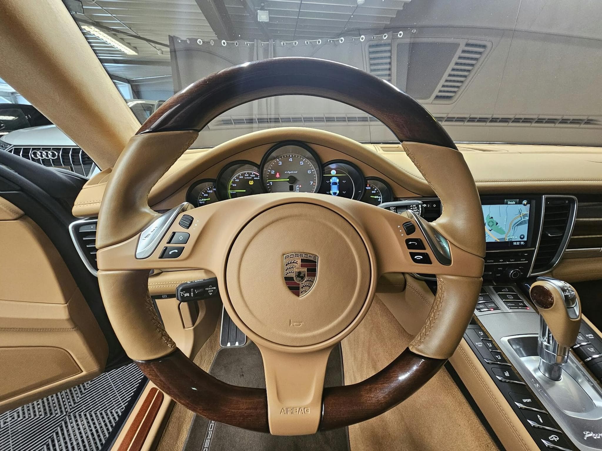 Porsche Panamera 3.0 S HYBRID (2015) - Foto 7