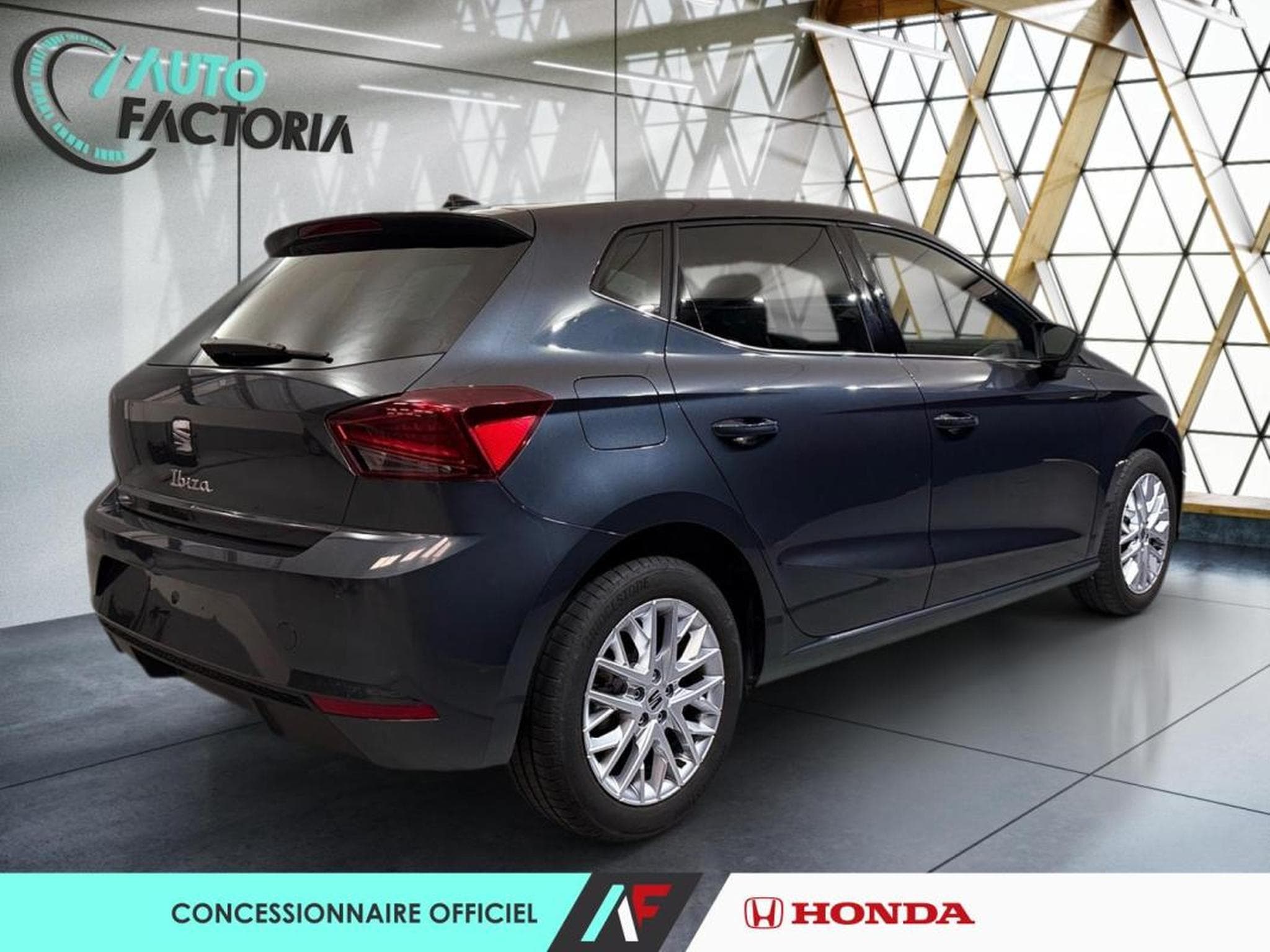 Seat Ibiza -33% 1.0 TSI 115ch Spécial Edition Xcellence (2025) - Photo 4