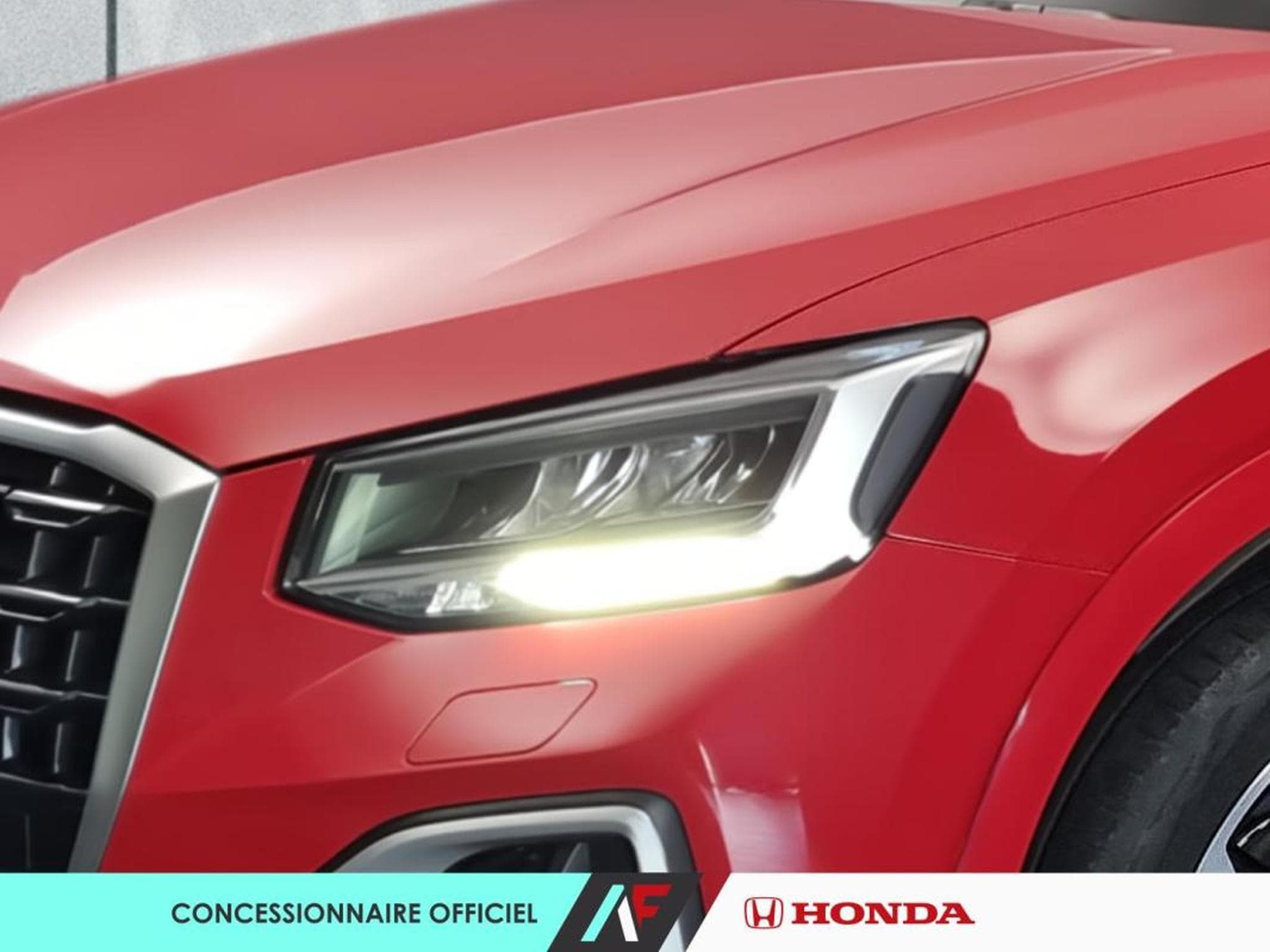 Audi Q2 30 TFSI 116ch S-Line (2024) - Photo 2