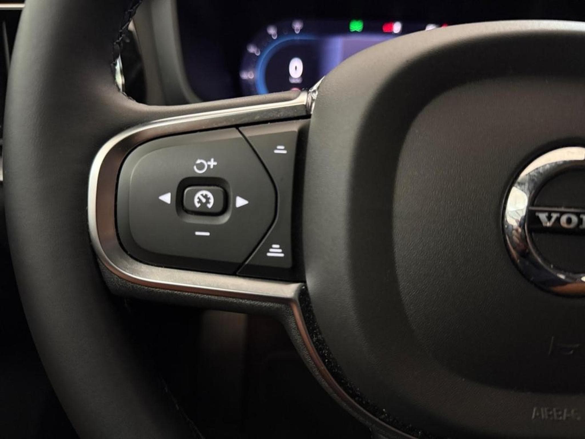Volvo S60 -49% 2.0 MHEV 197ch Core (2024) - Photo 15