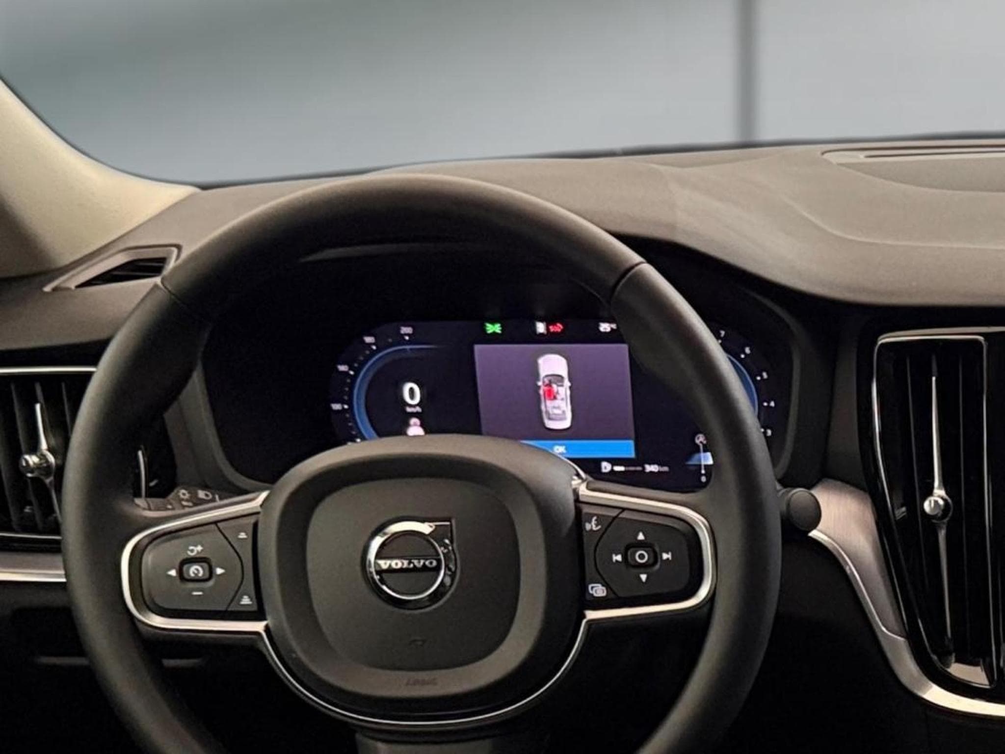 Volvo S60 -49% 2.0 MHEV 197ch Core (2024) - Photo 10