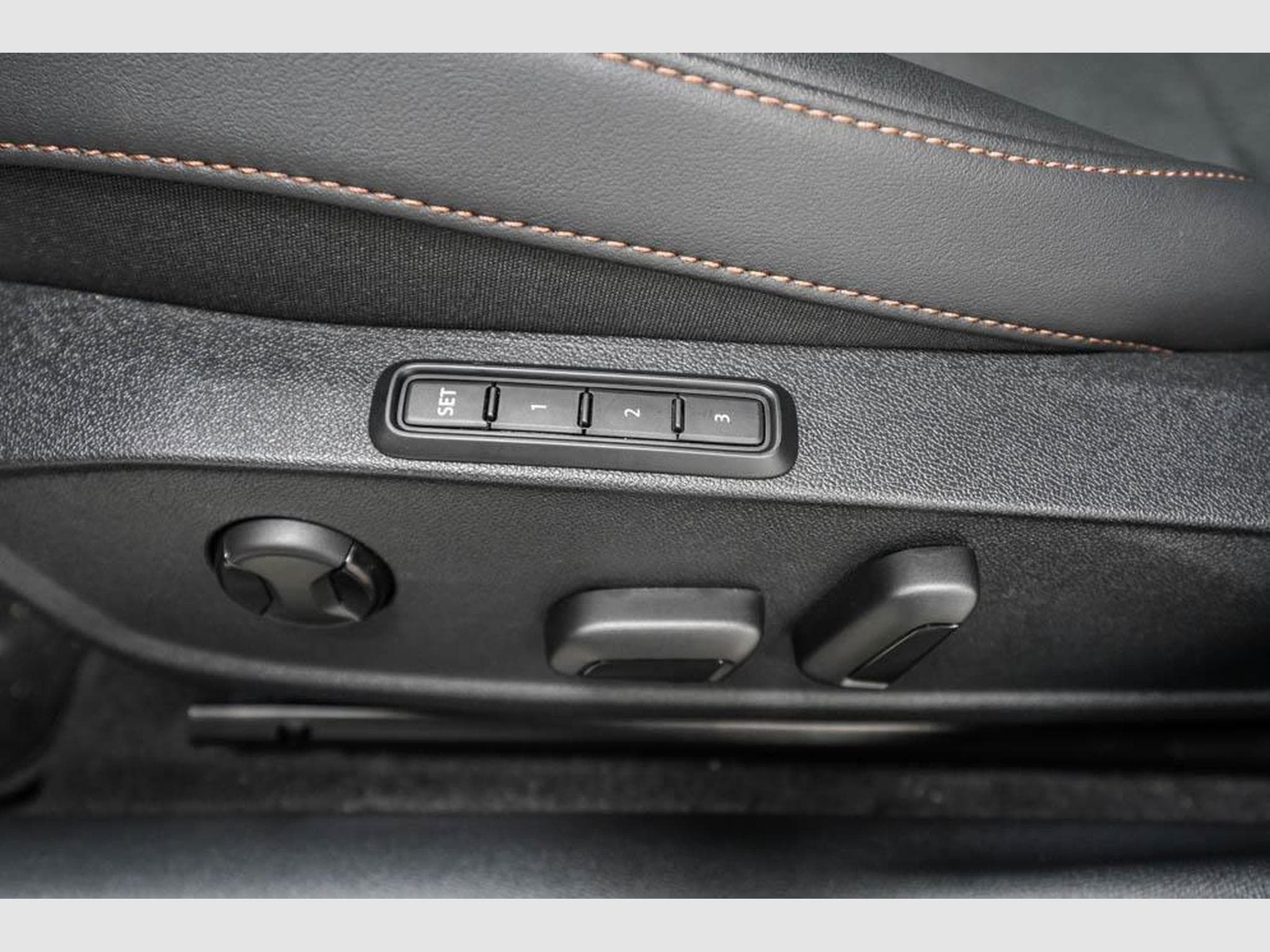 Cupra Leon ST 2,0 TSI (2025) - Foto 23