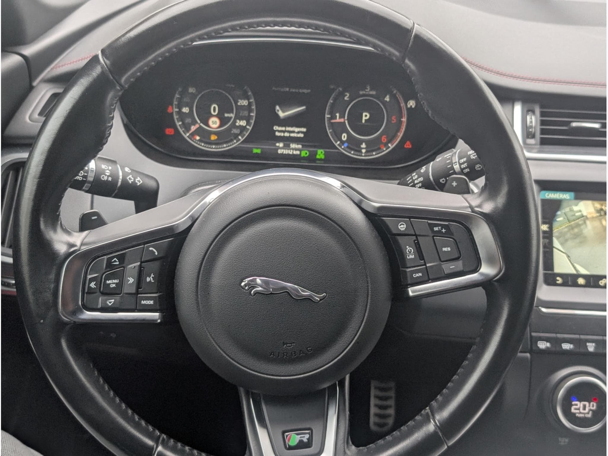 Jaguar E-Pace R-DINAMIC  BOITE AUTO 2.0D * GARANTIE 24 MOIS SOUS CONDITION (2021) - Photo 18