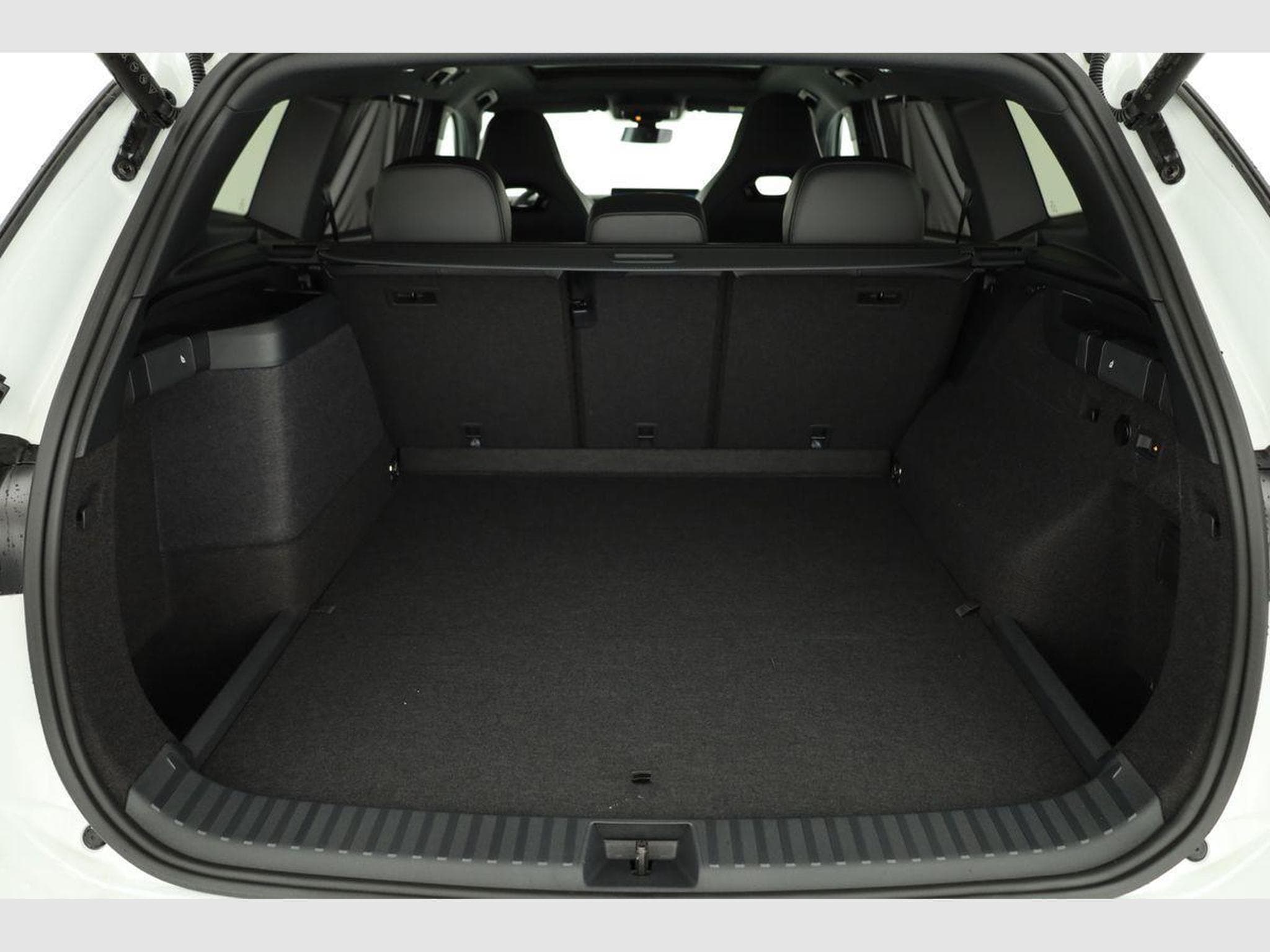 VW Tayron 1.5 TSI eHybrid 150 kW R-Line (2025) - Photo 12