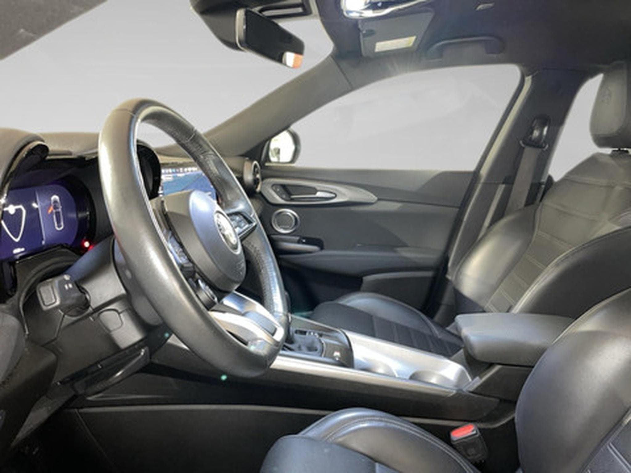 Alfa-Romeo Tonale 1.5 VGT Hybrid 118kW (2023) - Foto 4