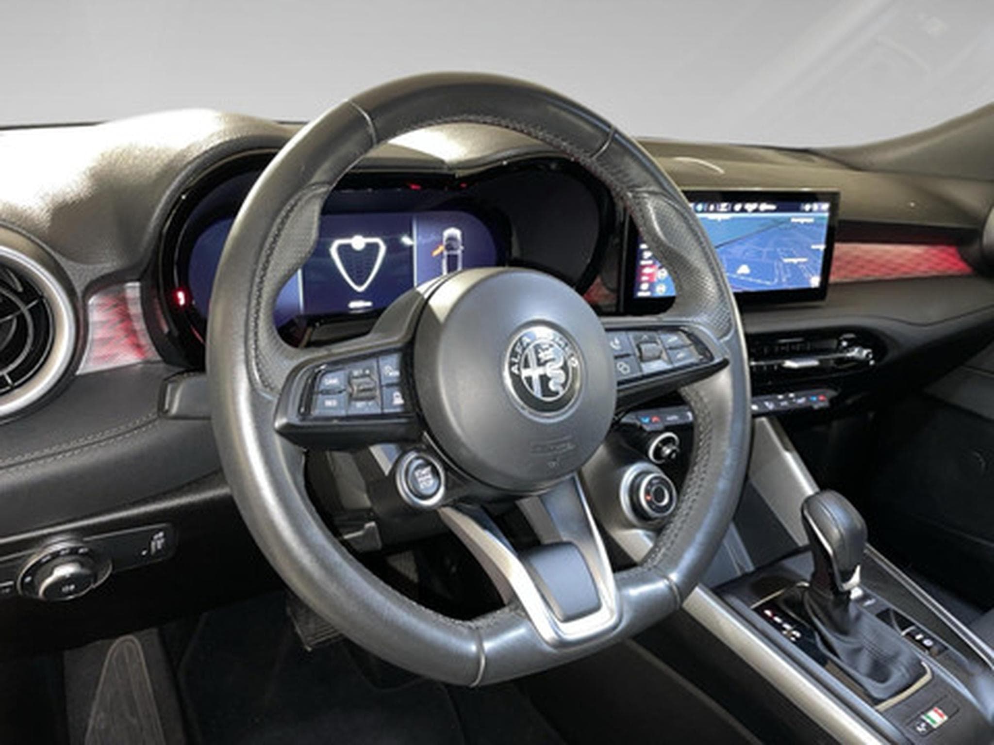 Alfa-Romeo Tonale 1.5 VGT Hybrid 118kW (2023) - Foto 8