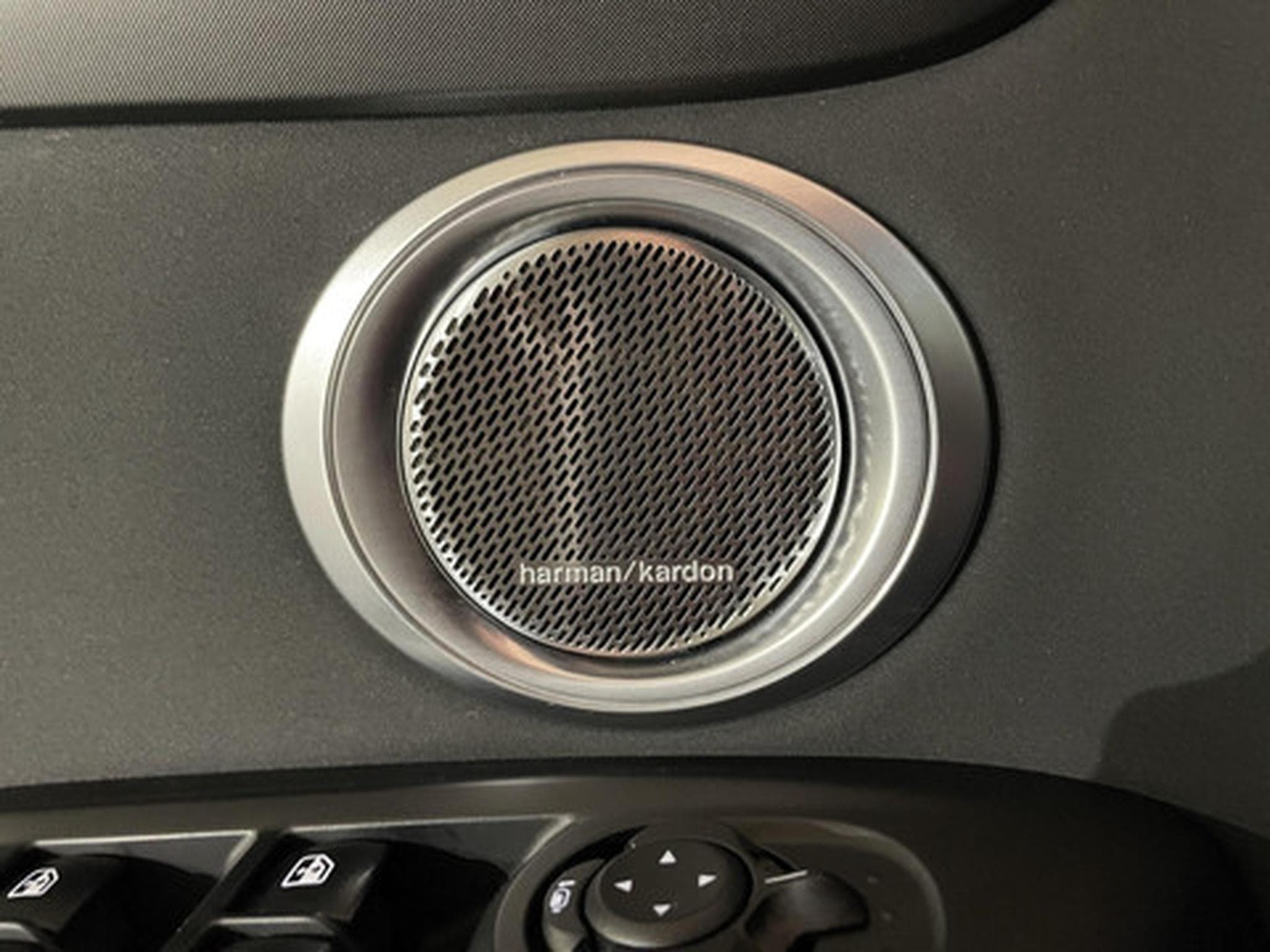 Alfa-Romeo Tonale 1.5 VGT Hybrid 118kW (2023) - Foto 13