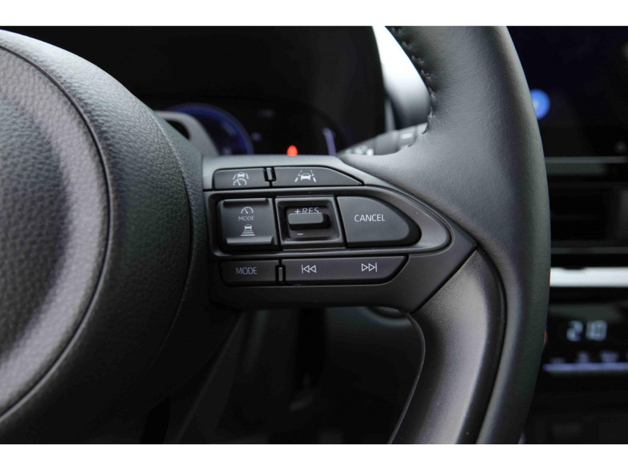 Toyota Yaris Cross 1.5 VVT-i  130 Hybride Executive (2026) - Photo 20