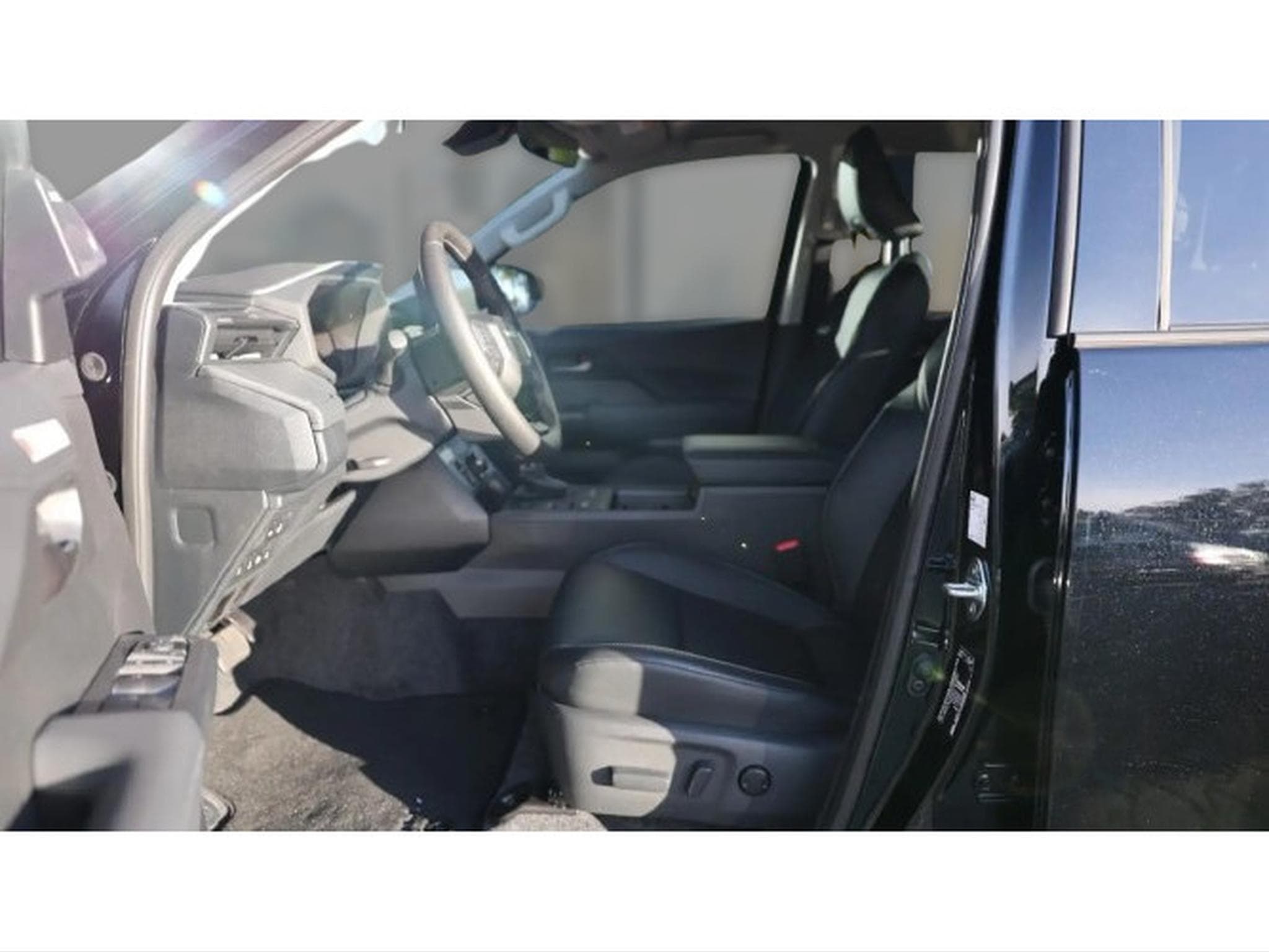 Toyota Hilux 1.5 VVT-i  130 Hybride Executive (2026) - Photo 6