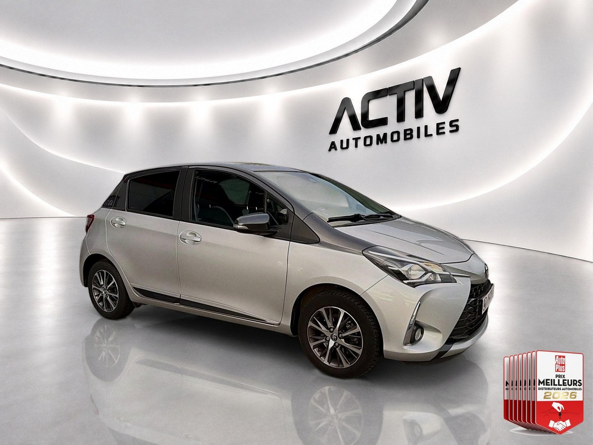 Toyota YARIS 110 VVT-I DESIGN 5P (2019) - Photo 3