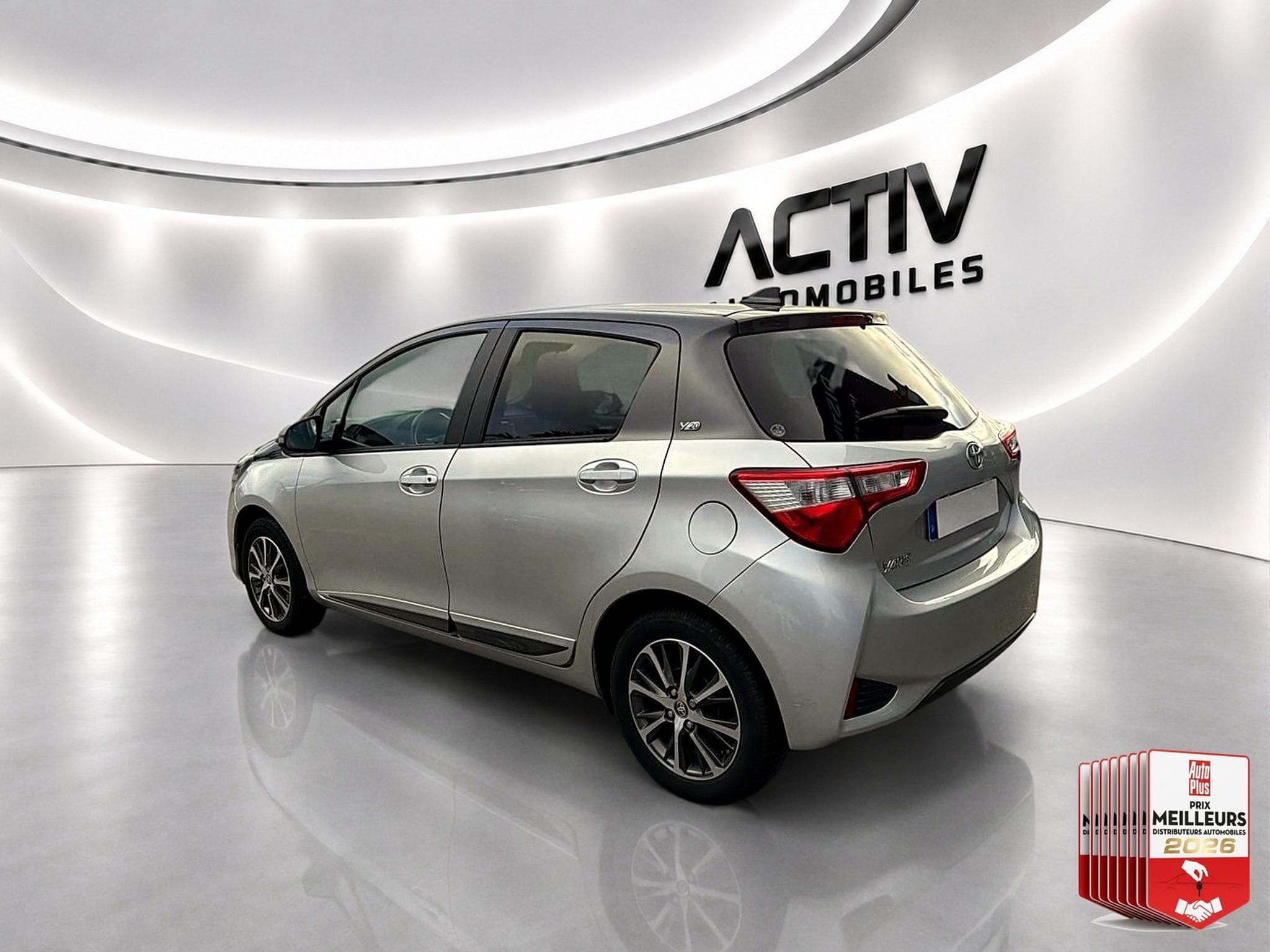 Toyota YARIS 110 VVT-I DESIGN 5P (2019) - Photo 5