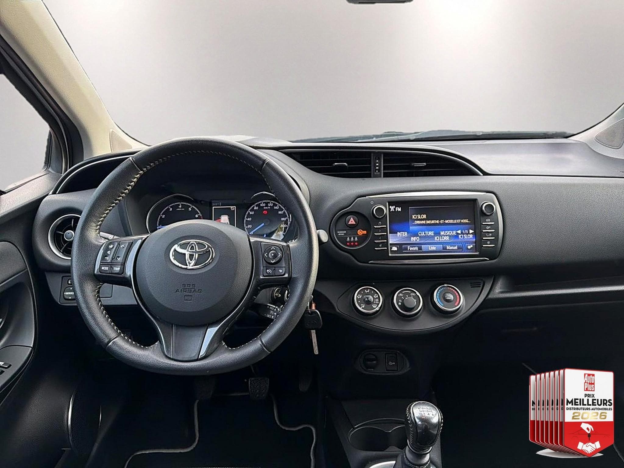Toyota YARIS 110 VVT-I DESIGN 5P (2019) - Photo 10