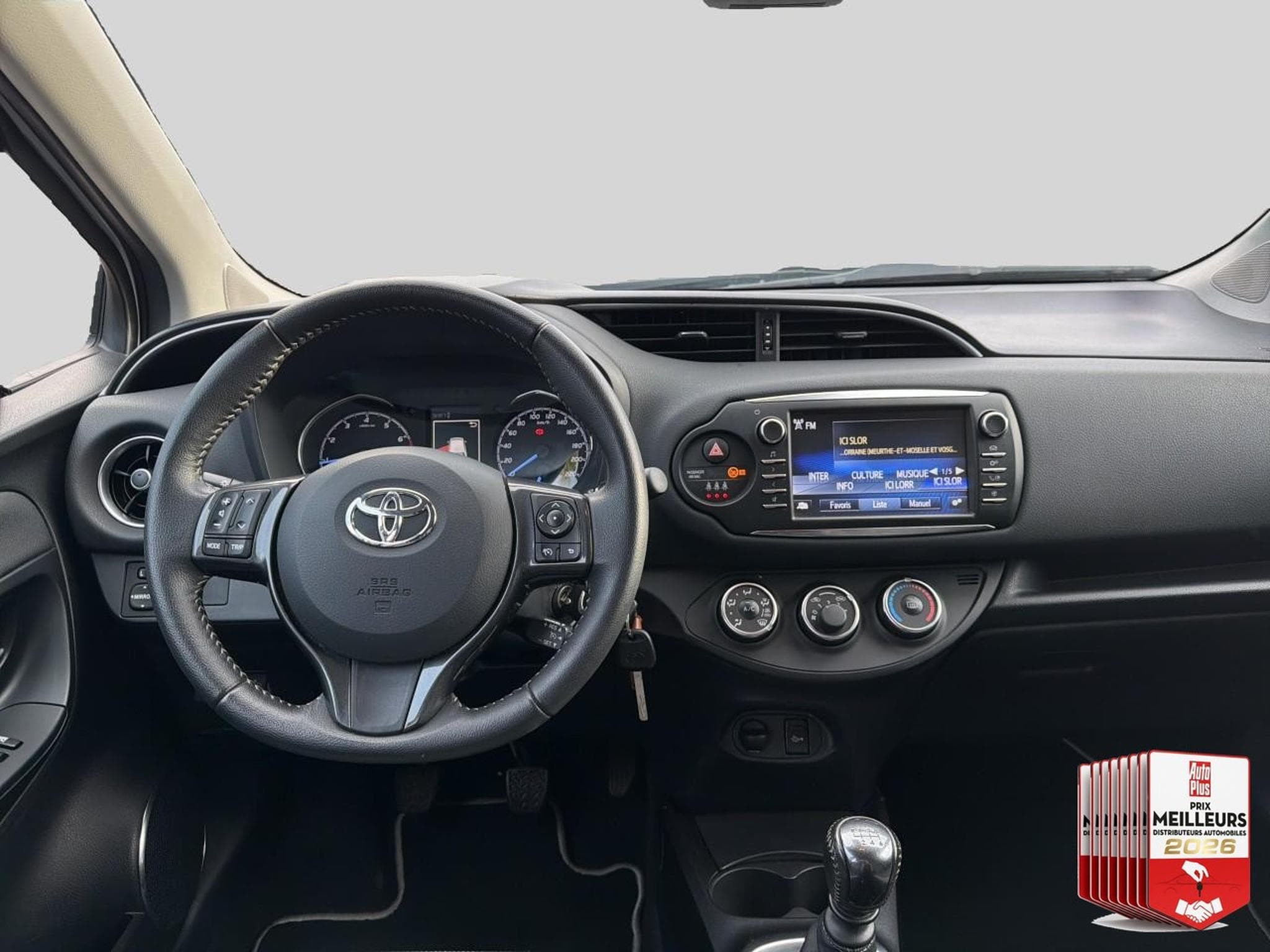 Toyota YARIS 110 VVT-I DESIGN 5P (2019) - Photo 15