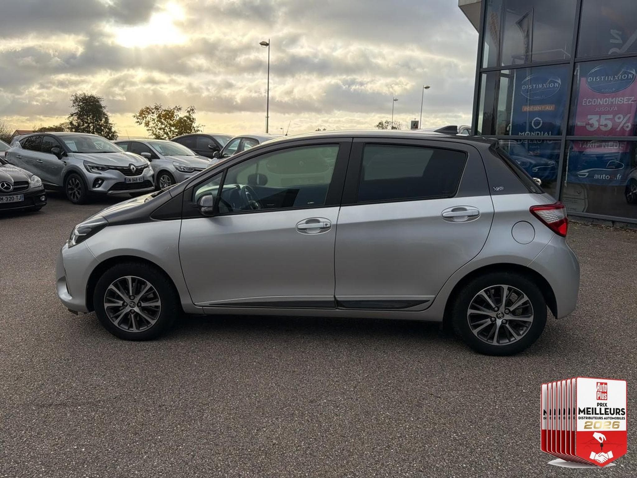 Toyota YARIS 110 VVT-I DESIGN 5P (2019) - Photo 13