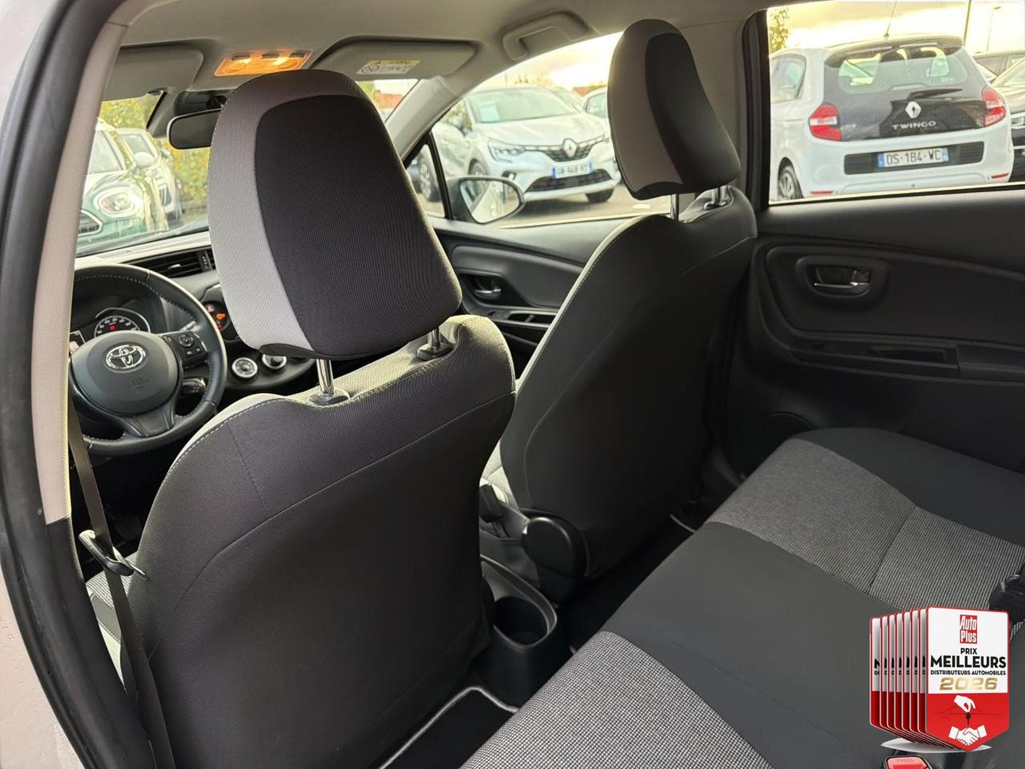Toyota YARIS 110 VVT-I DESIGN 5P (2019) - Photo 19