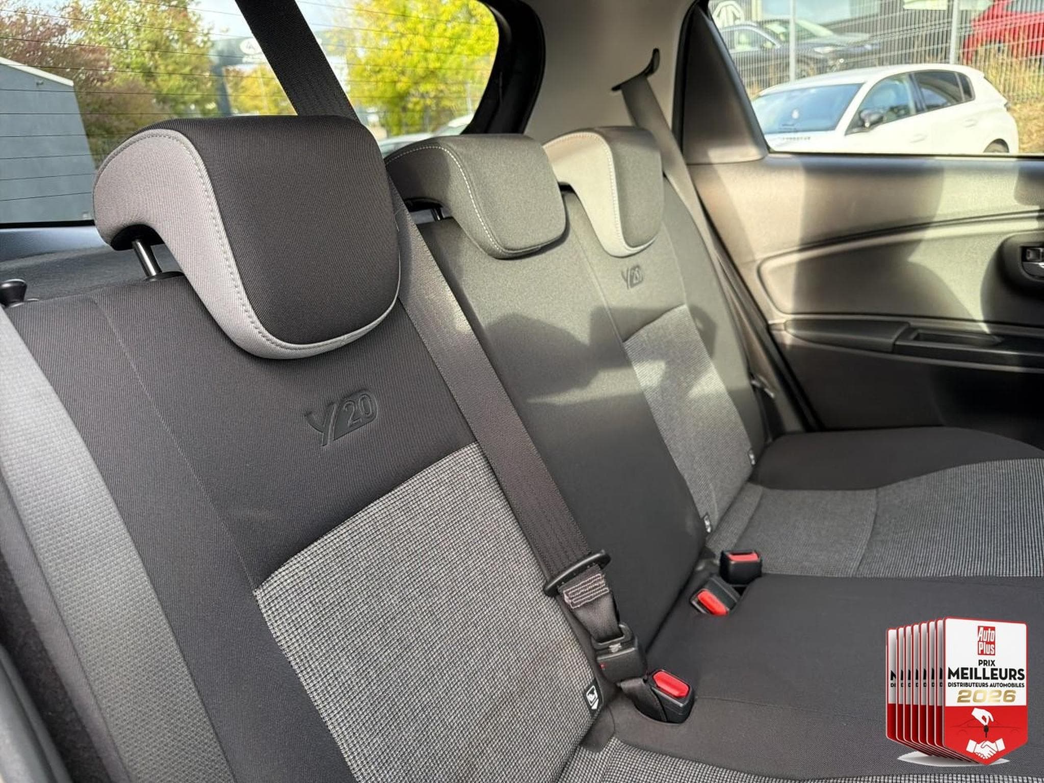 Toyota YARIS 110 VVT-I DESIGN 5P (2019) - Photo 23