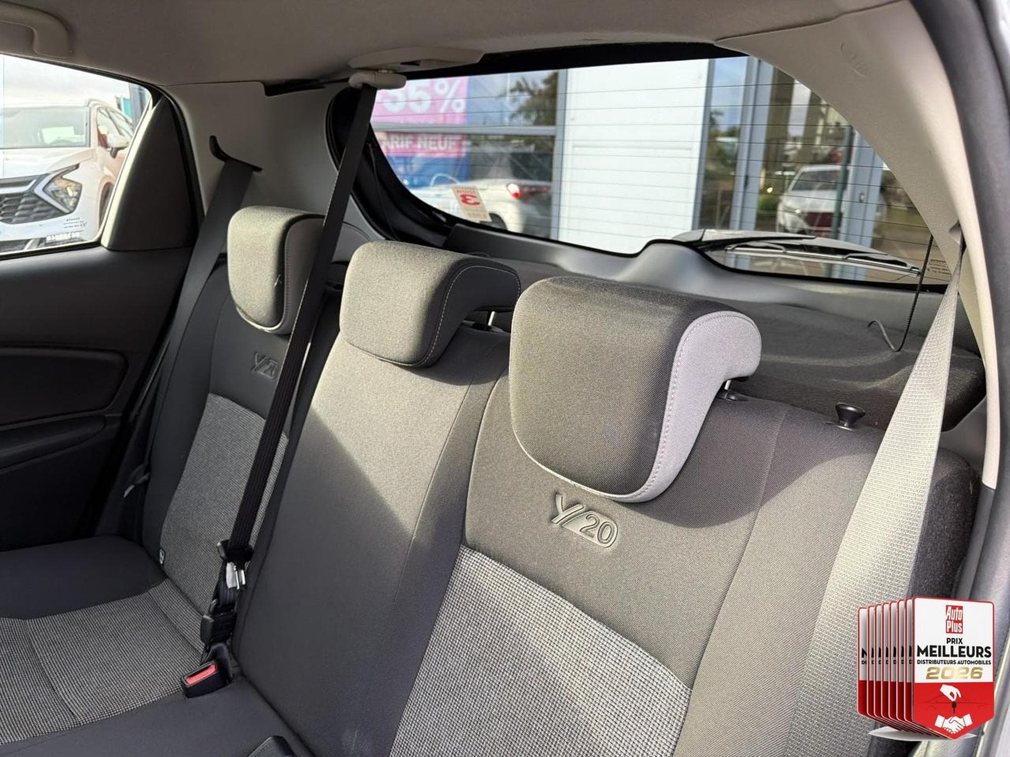 Toyota YARIS 110 VVT-I DESIGN 5P (2019) - Photo 20