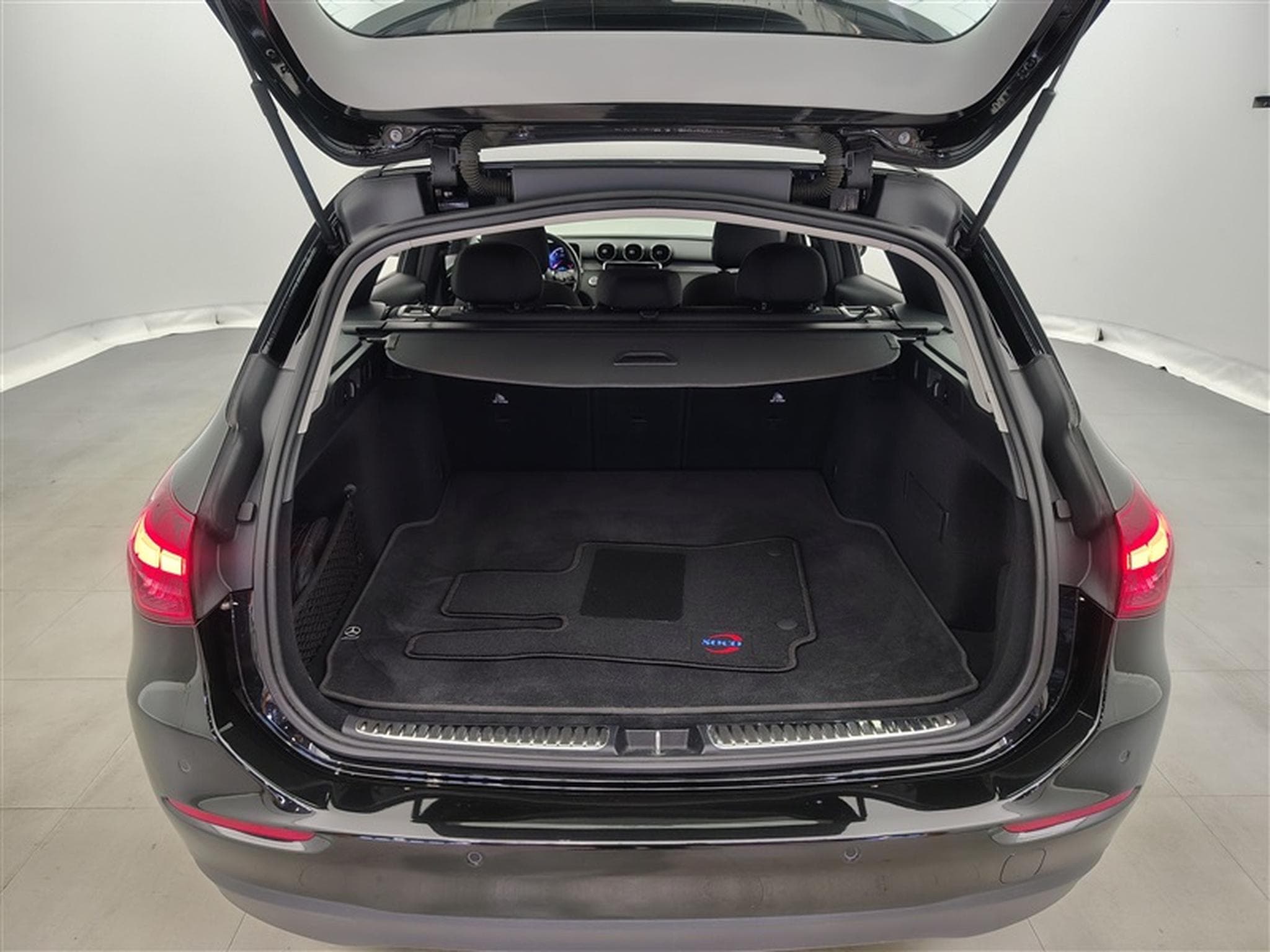 Mercedes C 200 C Break 200 d Business Line NAVI/FULL LED/JA17/PDC AV AR (2022) - Photo 14