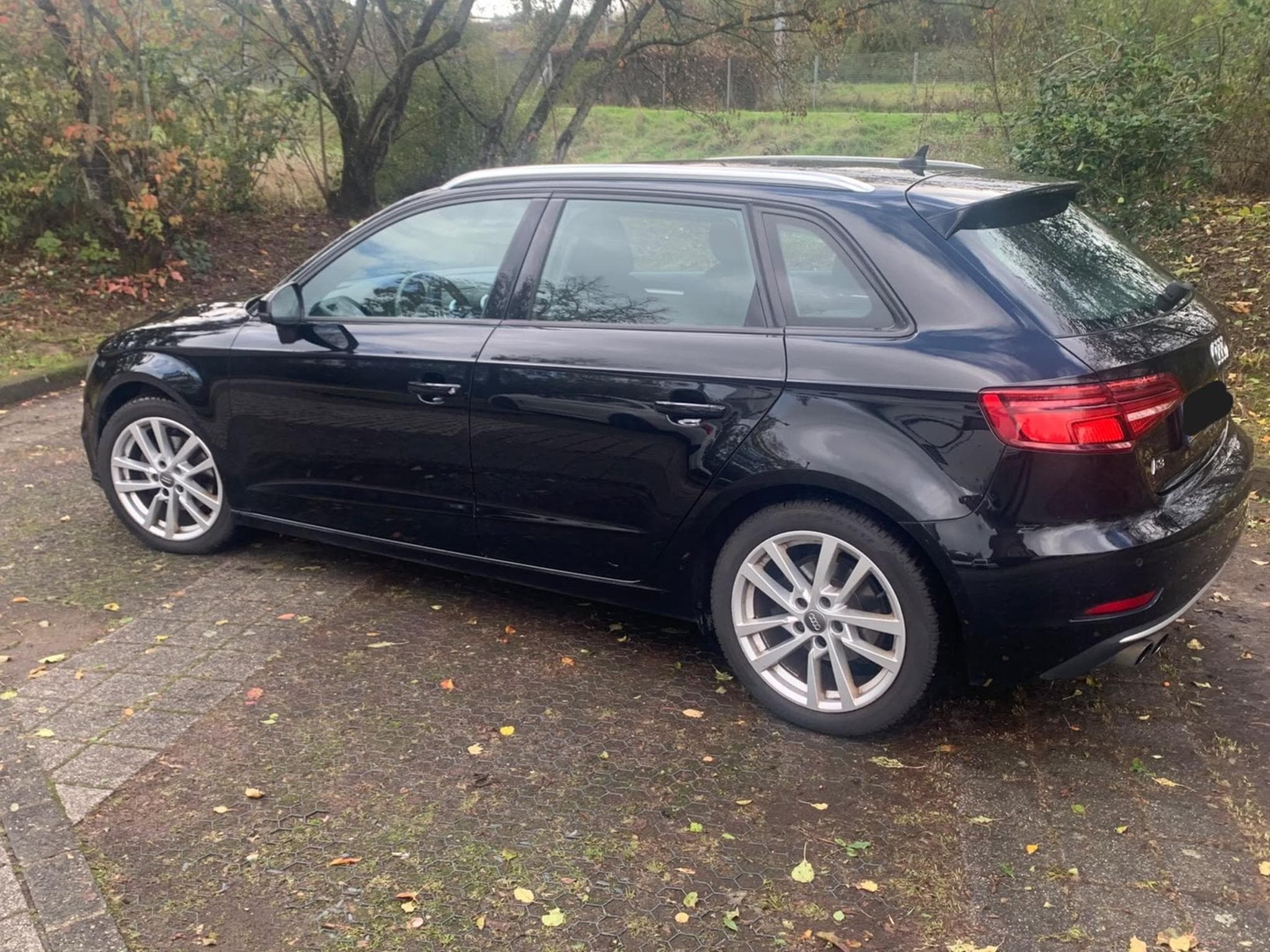 Audi A3 Sportback S-Line (2017) - Photo 2