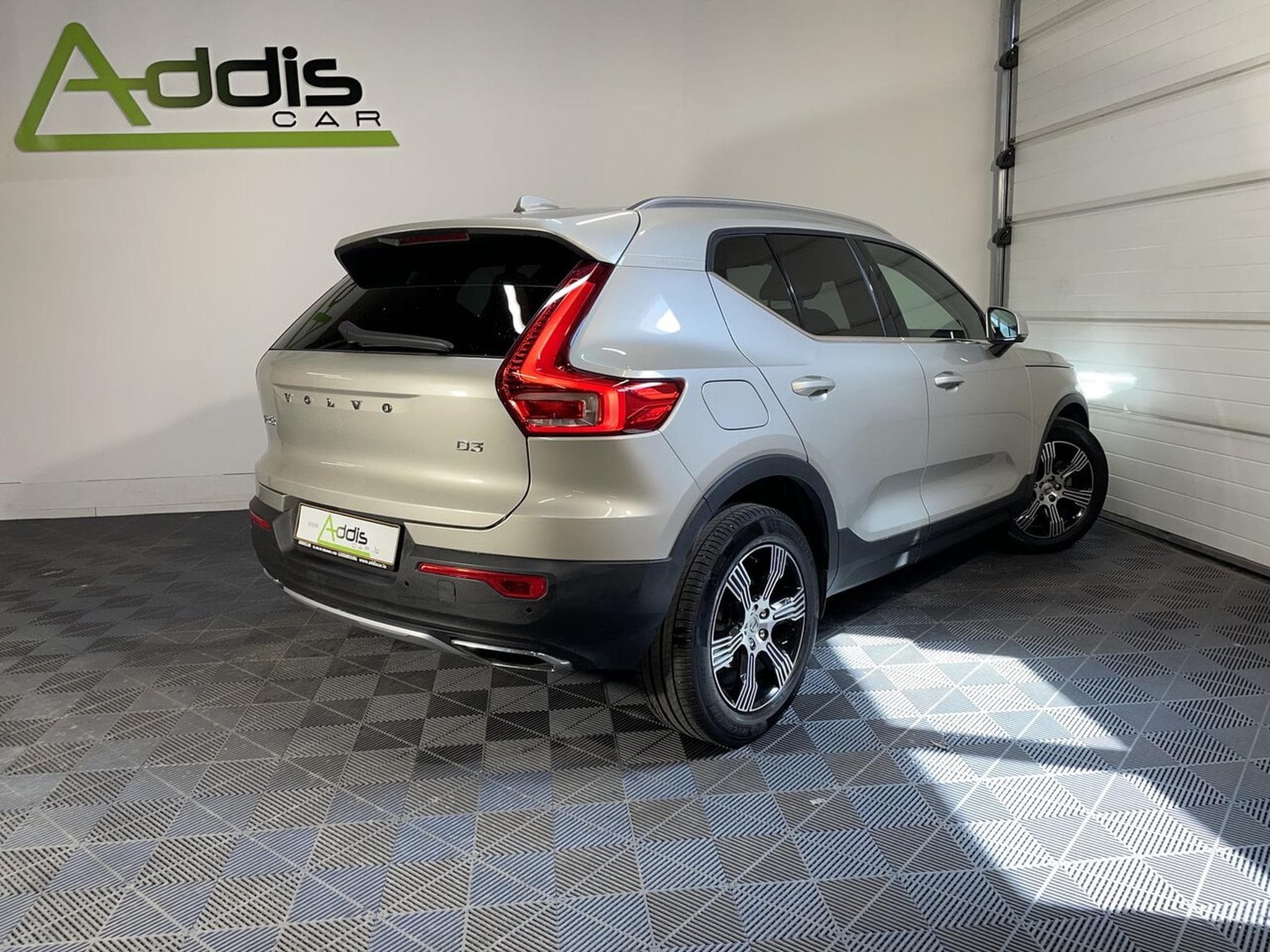 Volvo XC40 2.0 D3 150 CV GEARTRONIC INSCRIPTION GPS (2019) - Foto 2