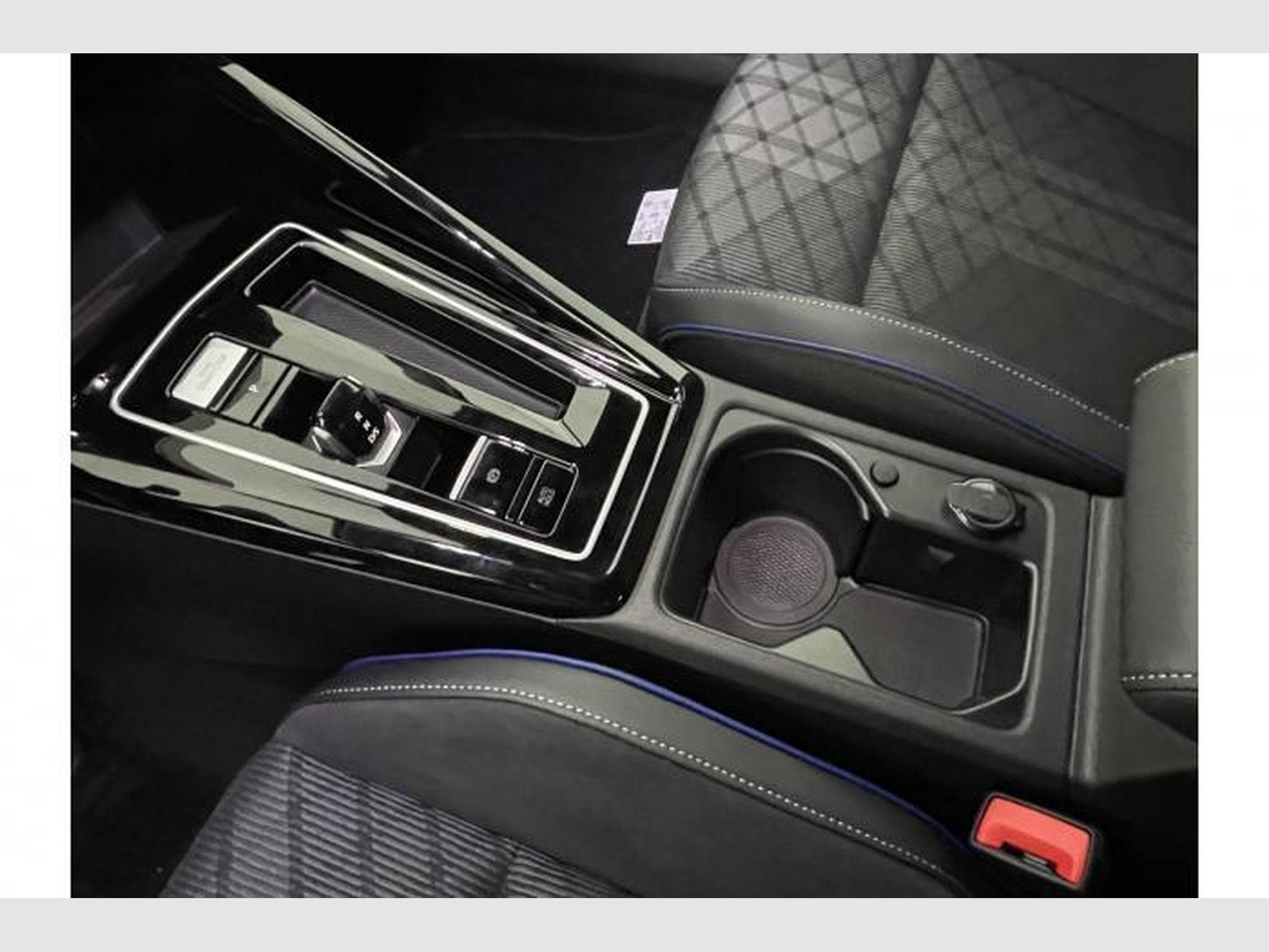 VW Golf Variant R-Line Edition (2026) - Foto 17