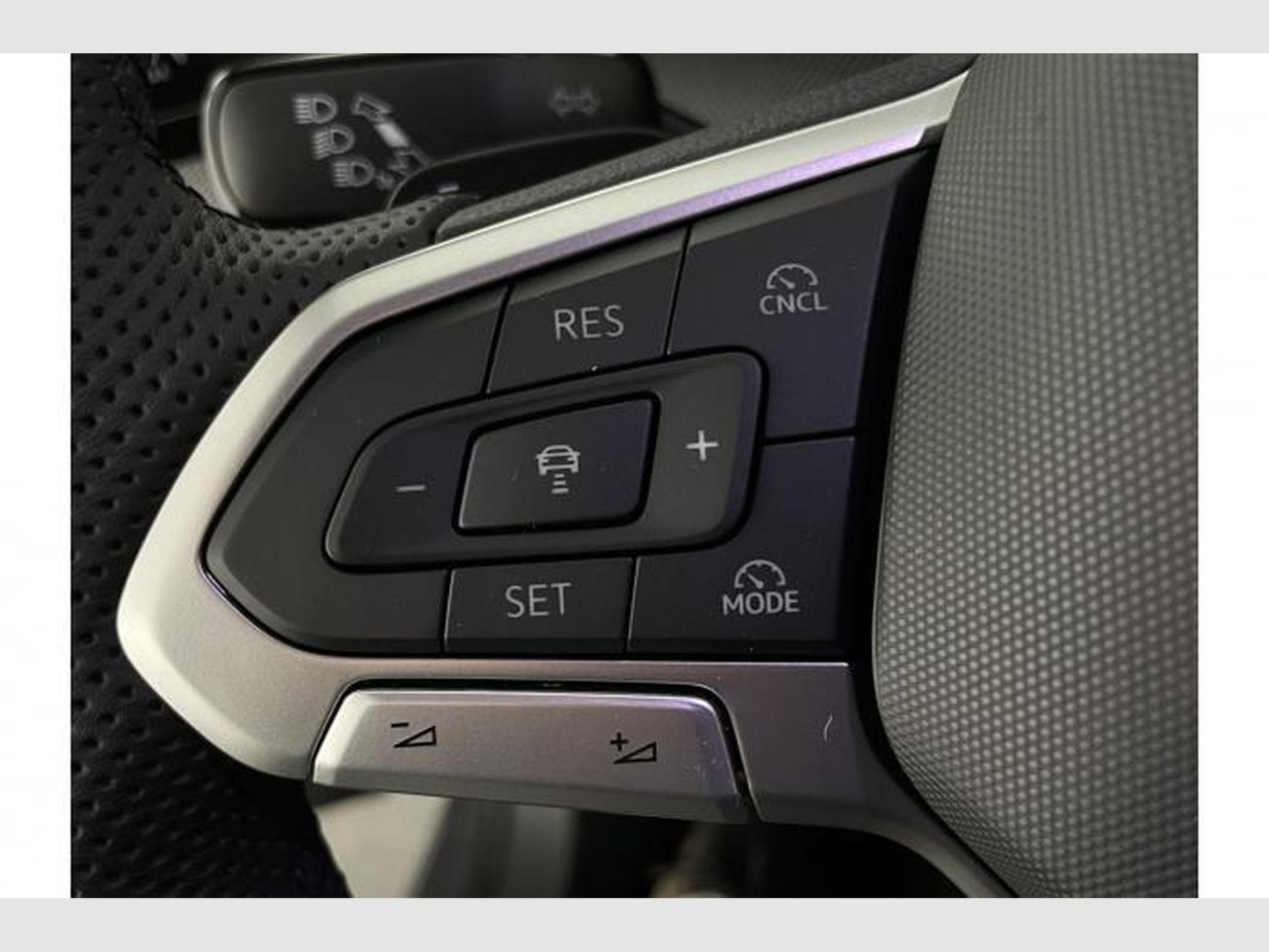 VW Golf Variant R-Line Edition (2026) - Foto 22