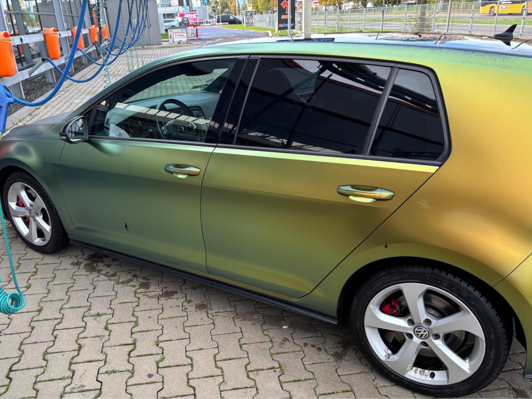 VW Golf GTI Performance (2016) - Photo 2
