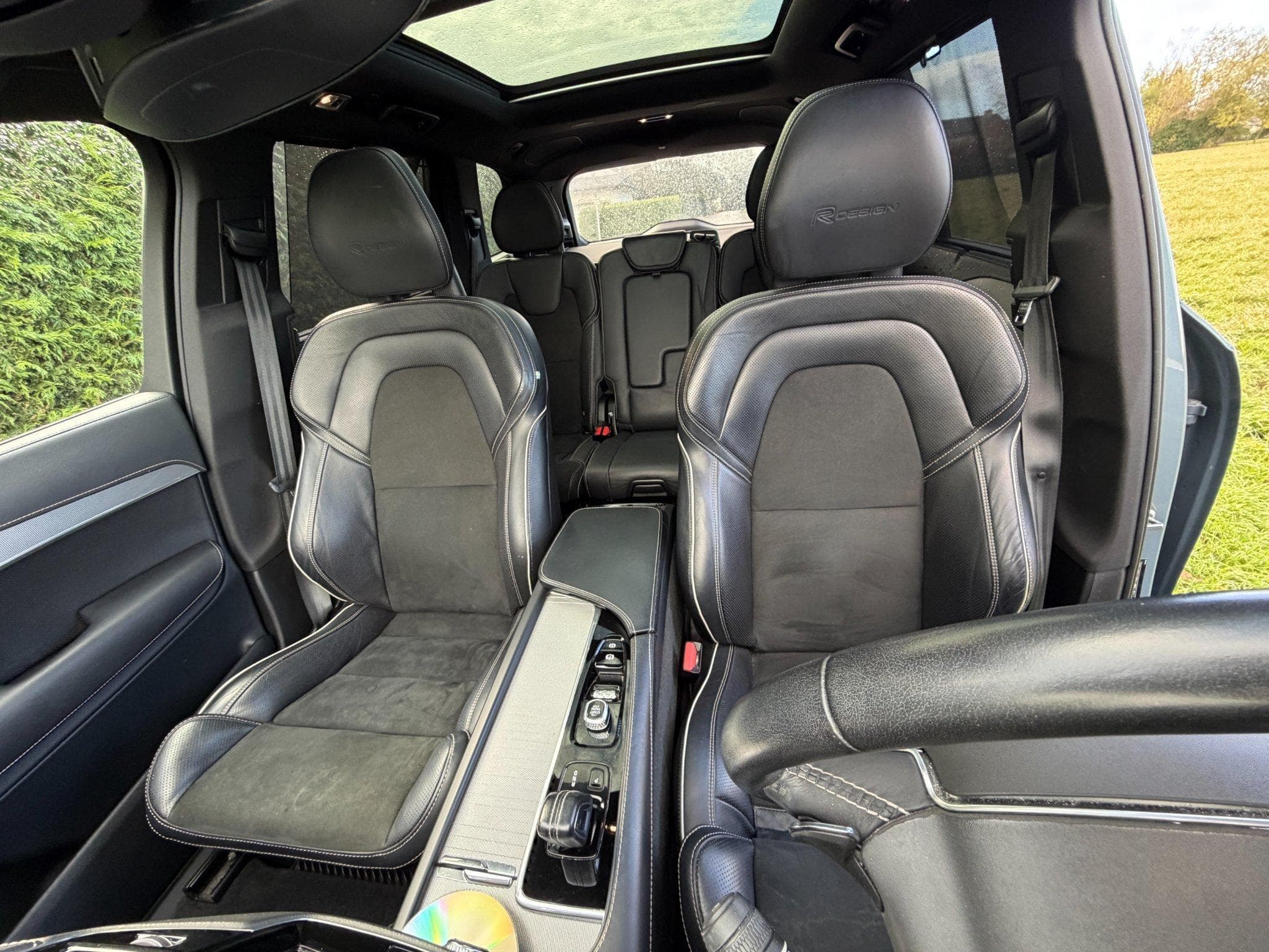 Volvo XC90 B5 AWD R-Design 7pl | Four-C Air | Pano (2019) - Photo 7