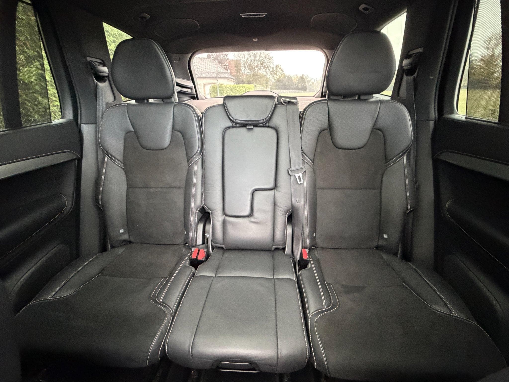 Volvo XC90 B5 AWD R-Design 7pl | Four-C Air | Pano (2019) - Photo 11