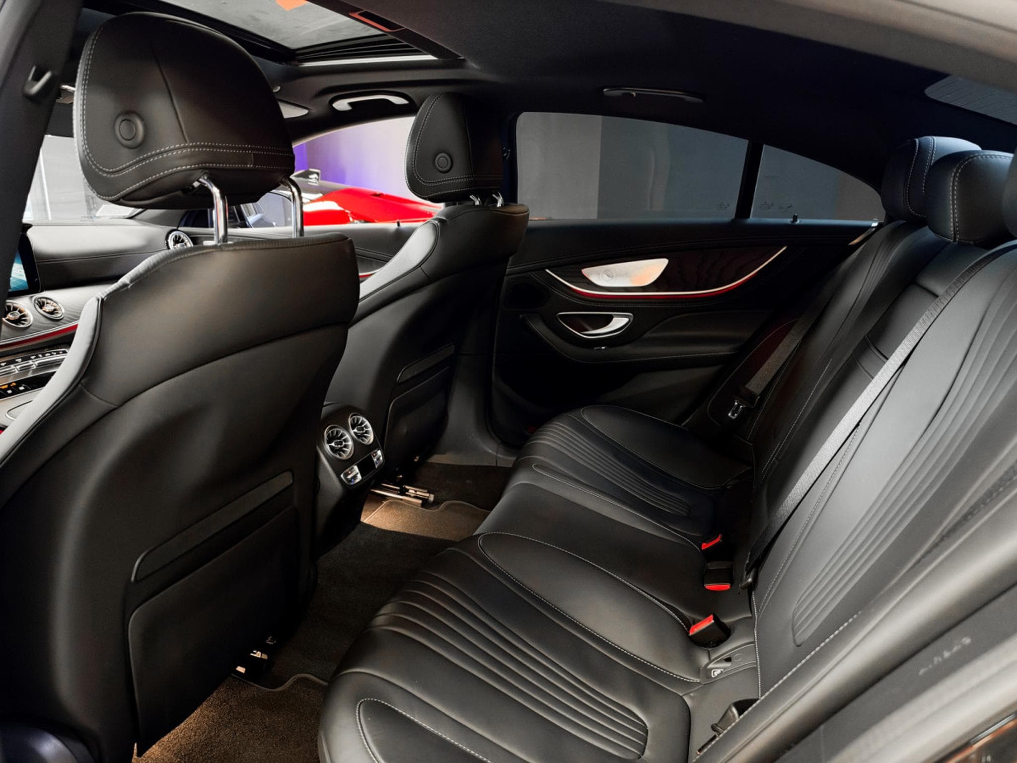 Mercedes CLS 450 4MATIC AMG LINE / 360 / BURMESTER / AIR SUSP. / HEAD-UP (2022) - Photo 14