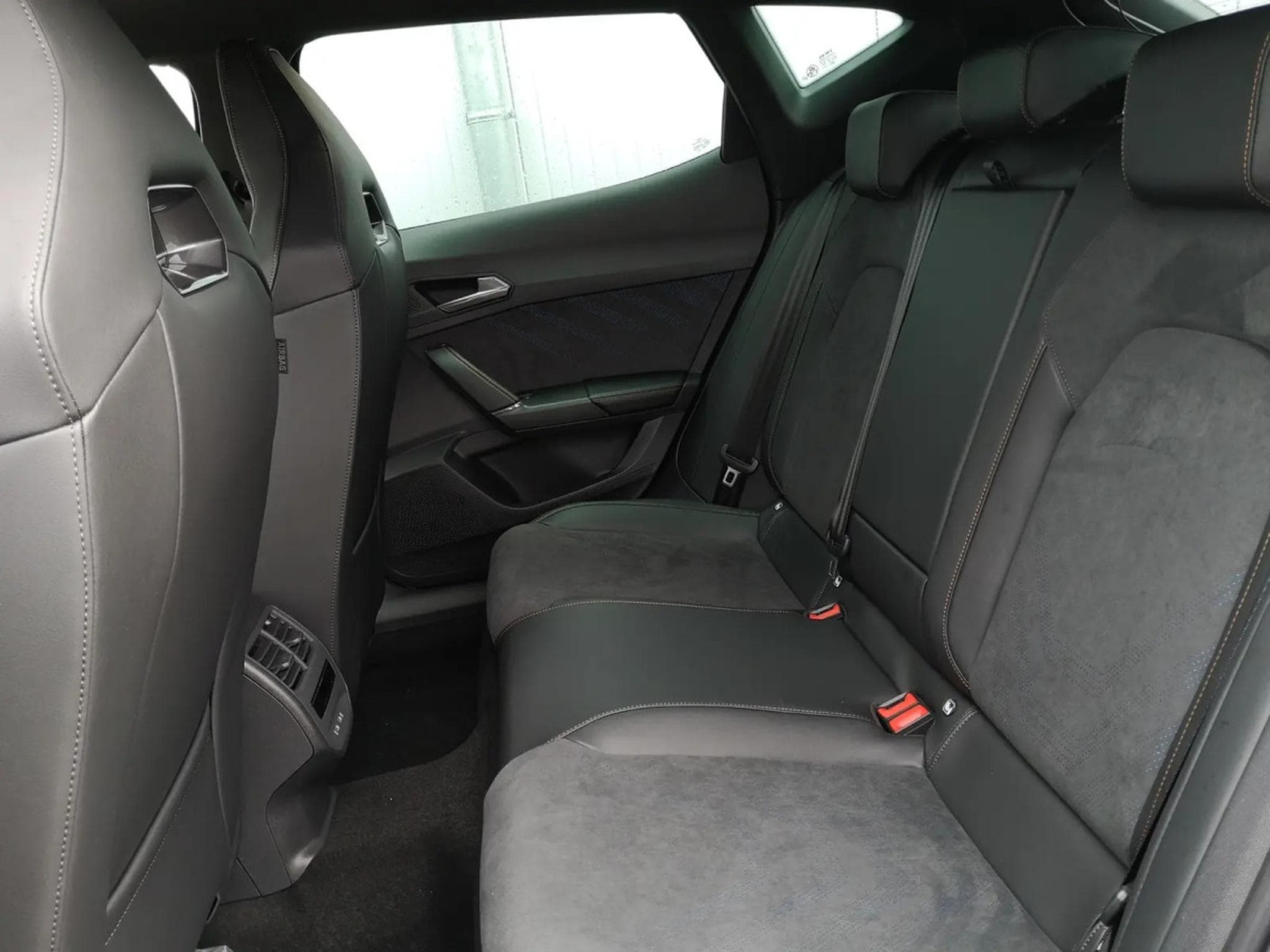 Cupra Formentor 2.0 TSi DSG 333  4x4 (2026) - Photo 7