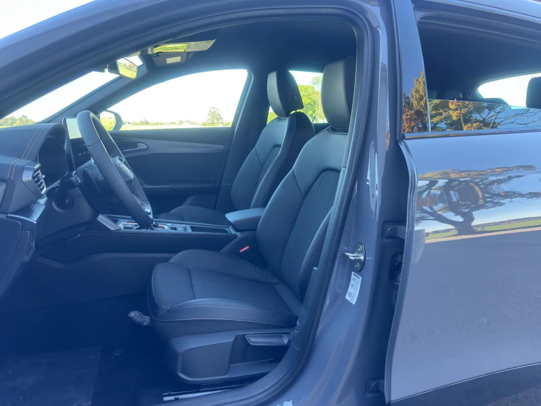 Cupra Formentor 1.5 eTSi DSG 204 (2026) - Photo 8