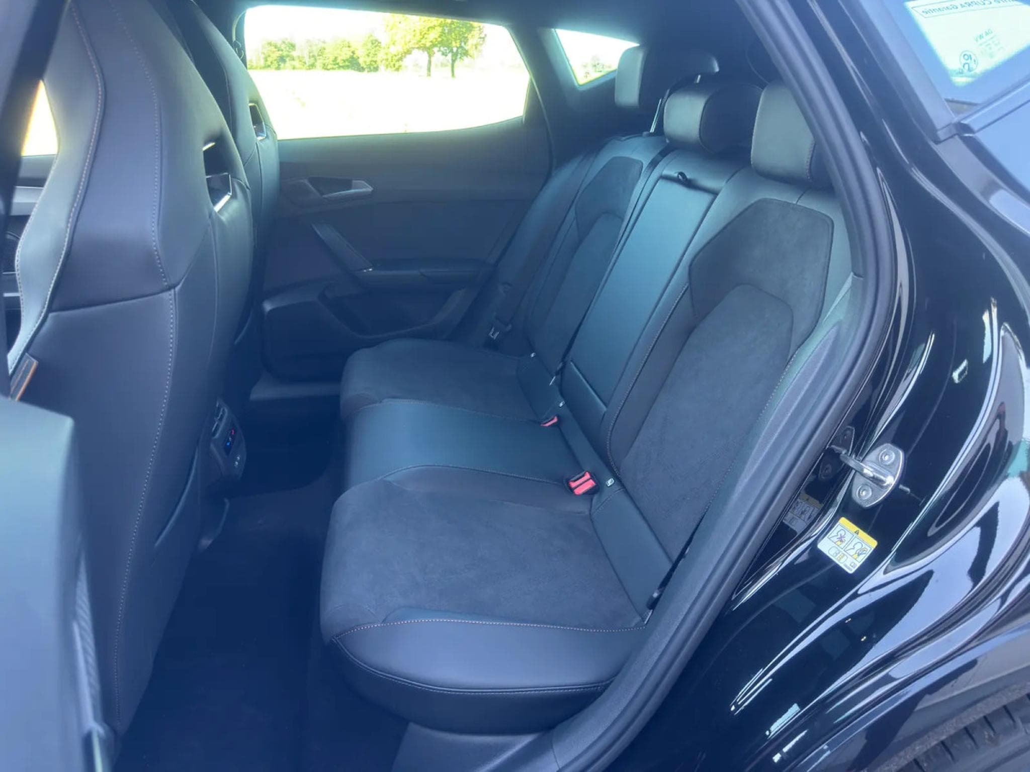 Cupra Formentor 1.5 TSi PHEV DSG 271 VZ (2026) - Photo 16