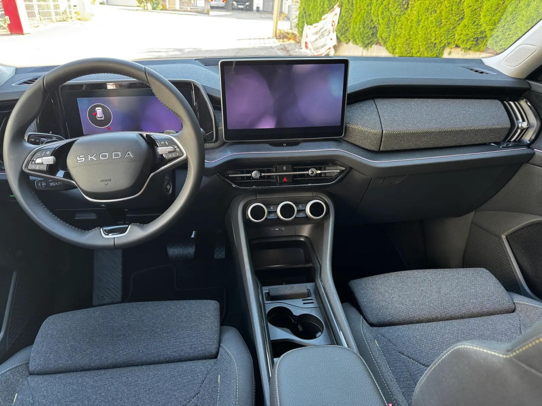 Skoda Karoq 2.0 TDI 193 DSG Selection 4x4 (2026) - Photo 6