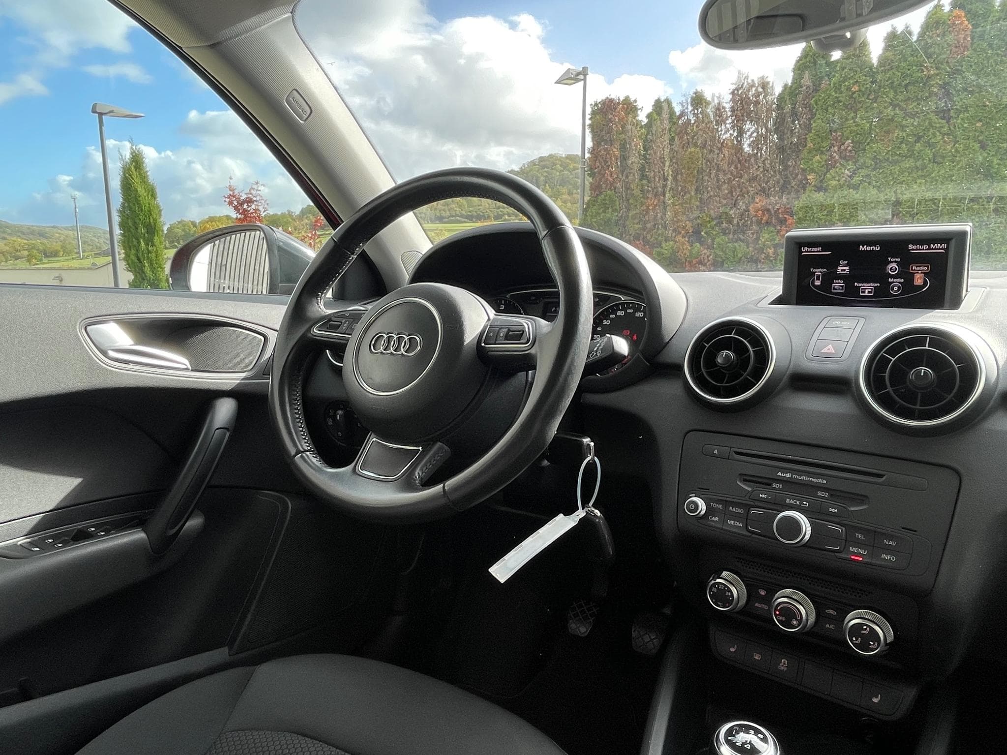 Audi A1 1.6 TDI Sportback (2013) - Photo 7