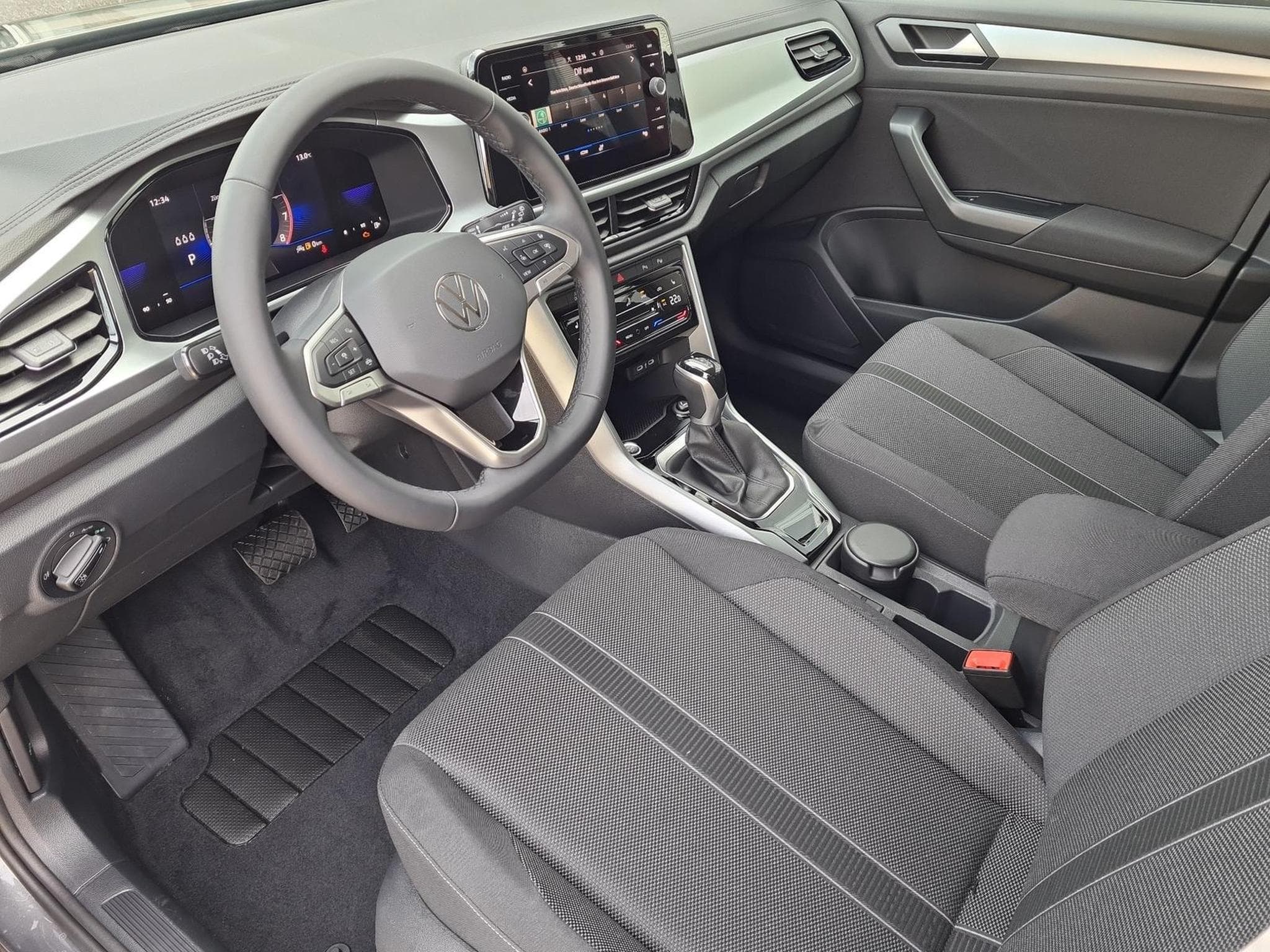 VW T-Roc Life (2025) - Photo 10