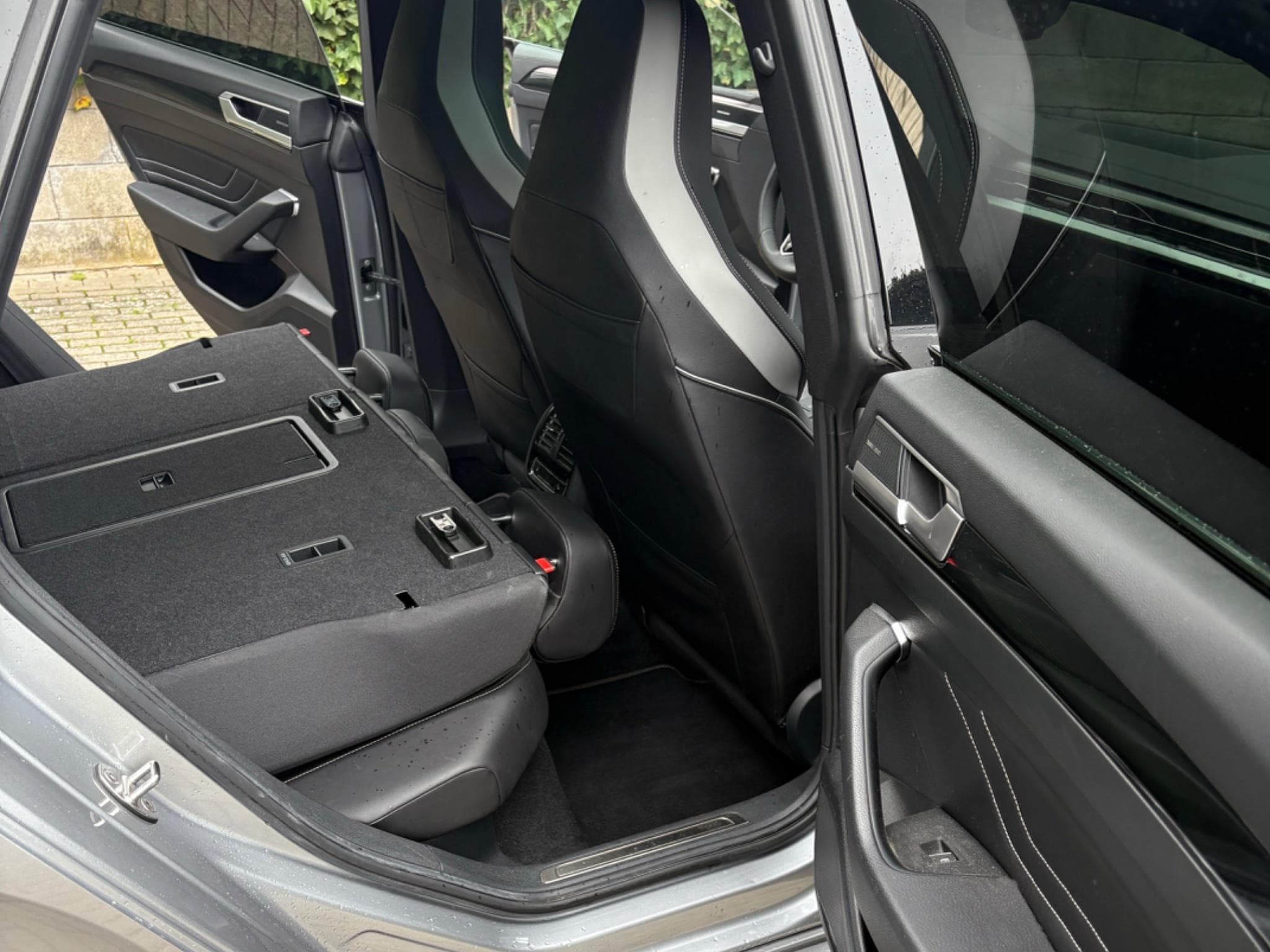 VW Arteon Shooting Brake R-Line (2022) - Foto 14