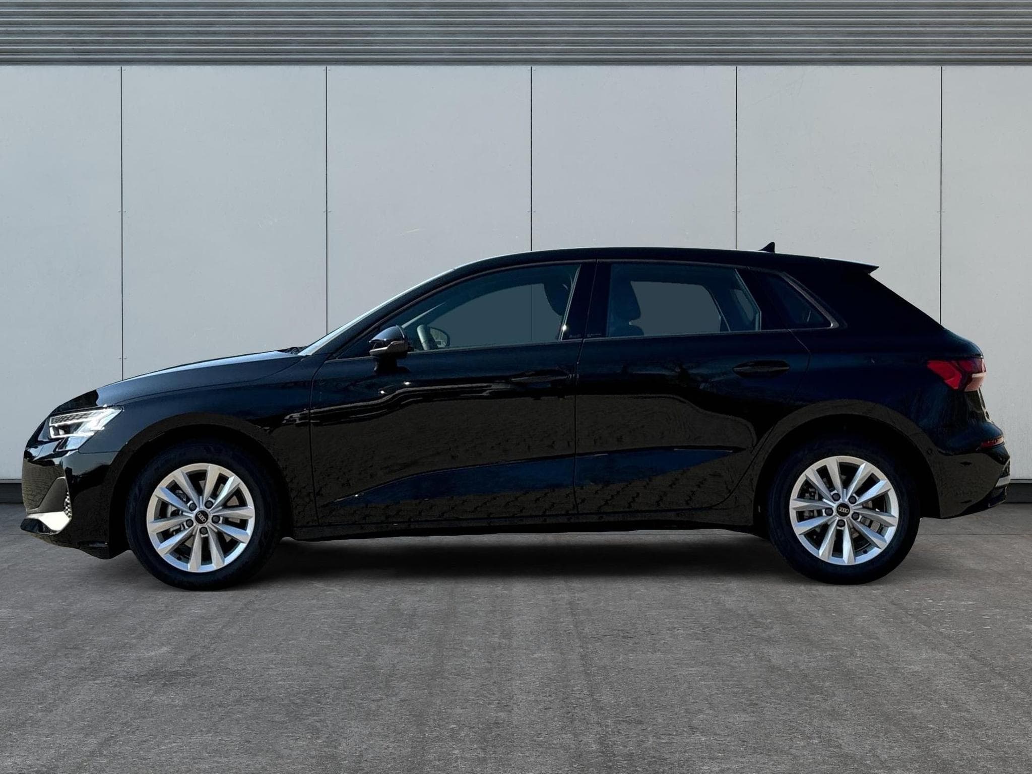 Audi A3 Sportback Basis (2026) - Photo 2