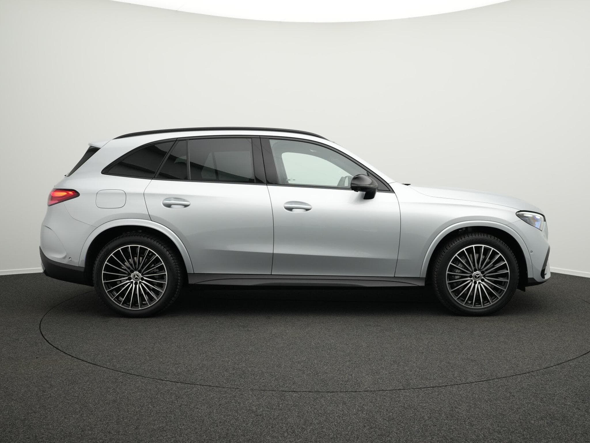 Mercedes GLC 220 d 4MATIC AMG-Line Premium (2026) - Foto 5