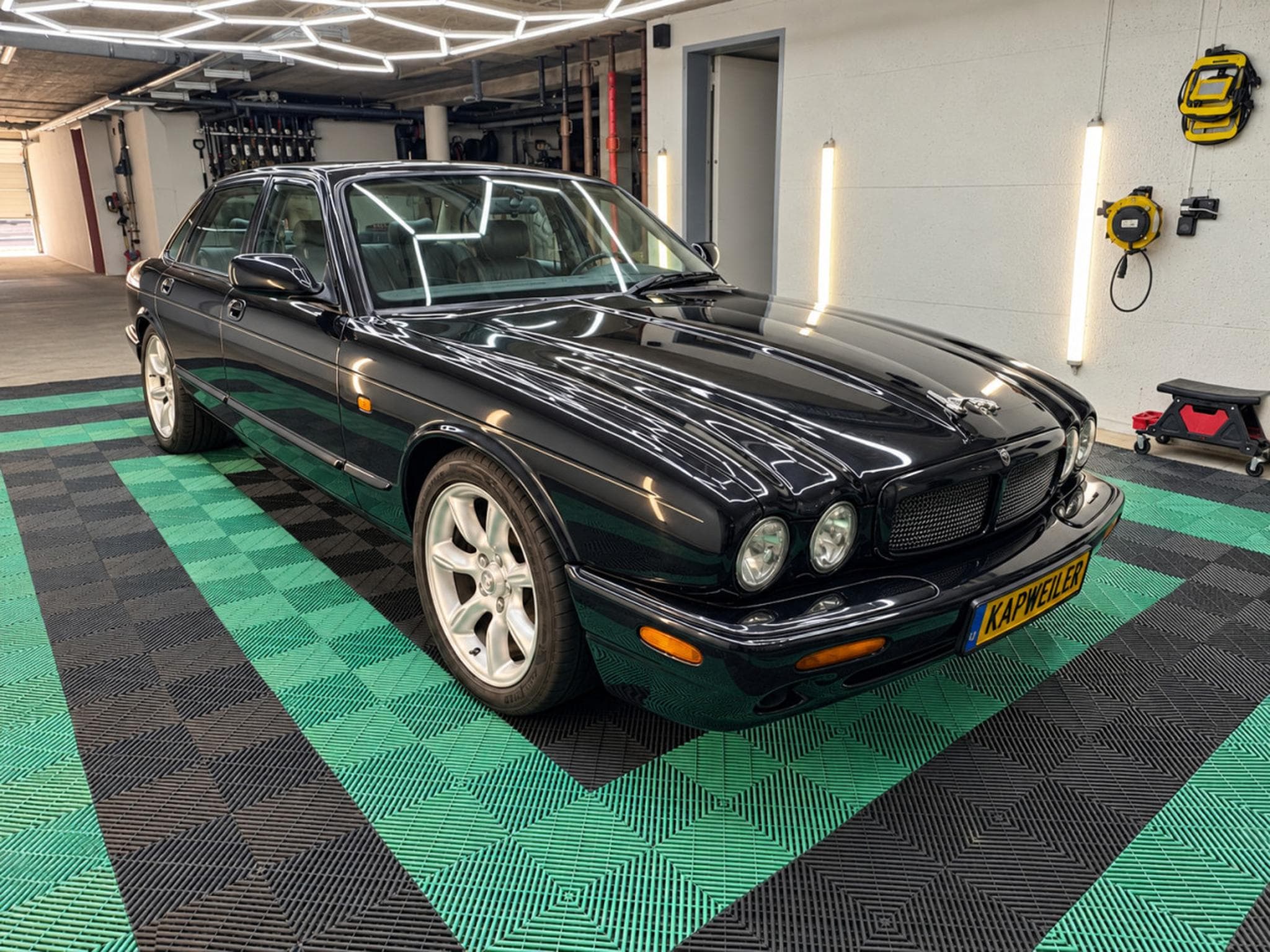 Jaguar XJR 4.0 V8 compressor Supercharged 363ch. auto. (1998) - Foto 2
