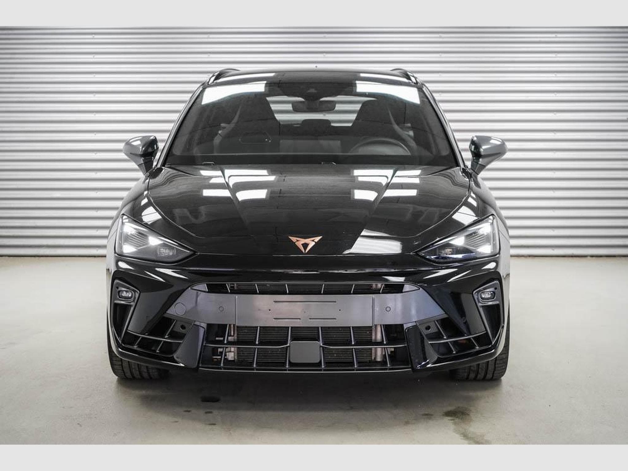 Cupra Leon ST 2,0 TSI (2025) - Photo 2