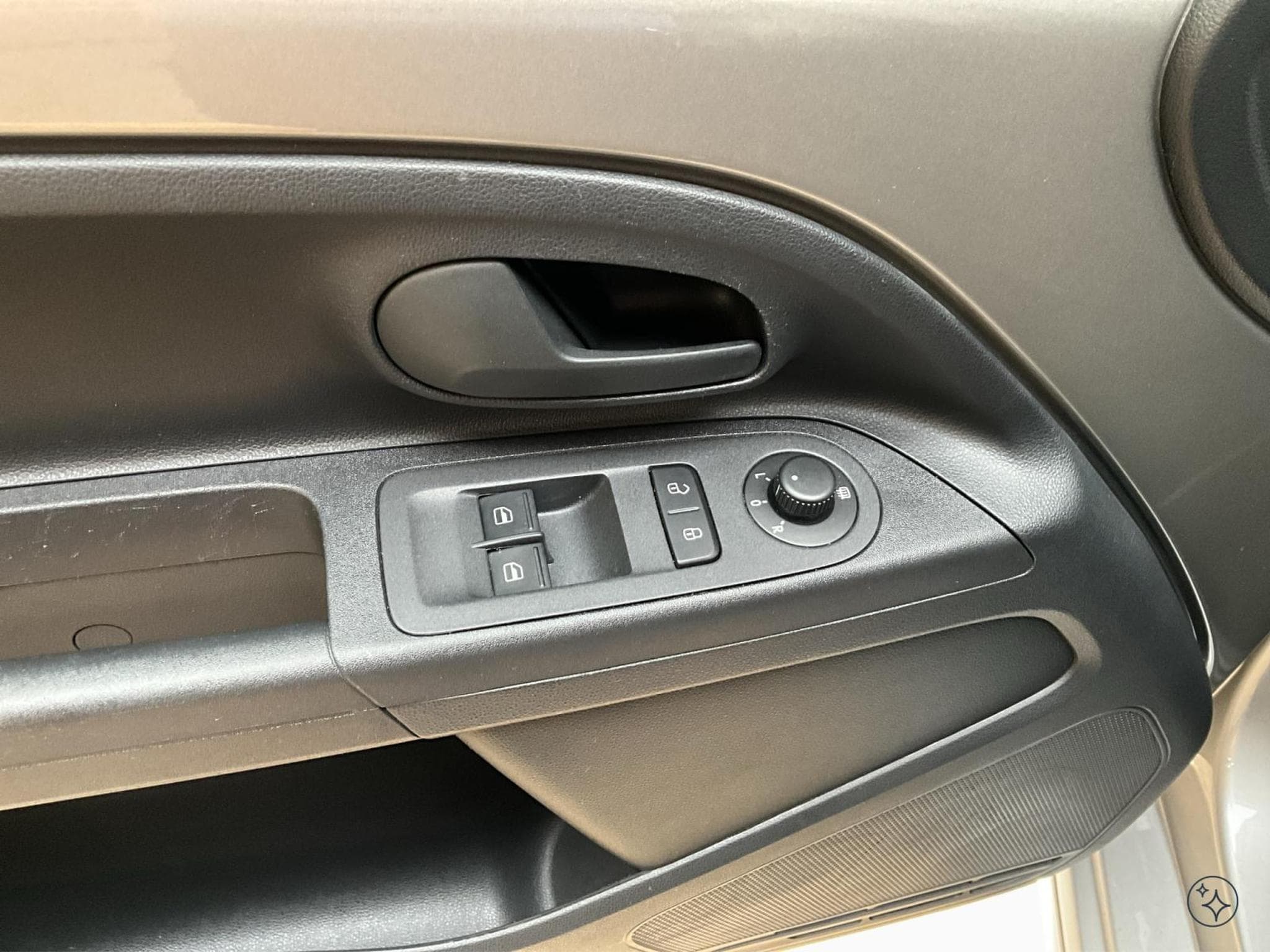VW UP Zertifikat+move+P.Design+P.Ass.+LED (2021) - Foto 15