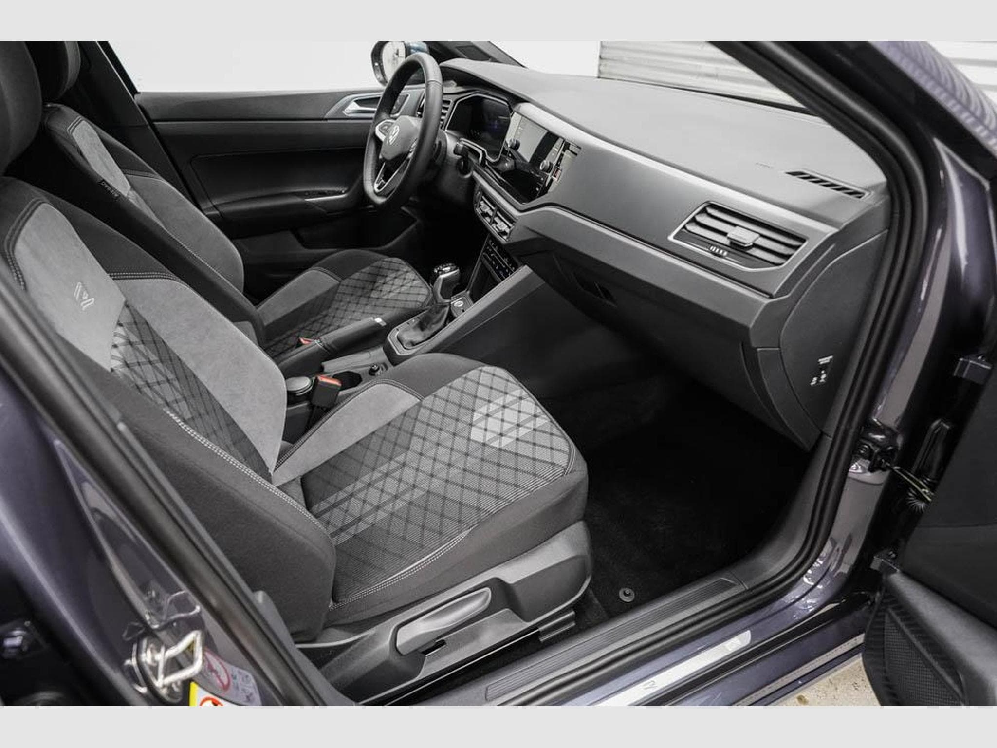 VW Taigo 1,0 TSI DSG (2026) - Foto 19