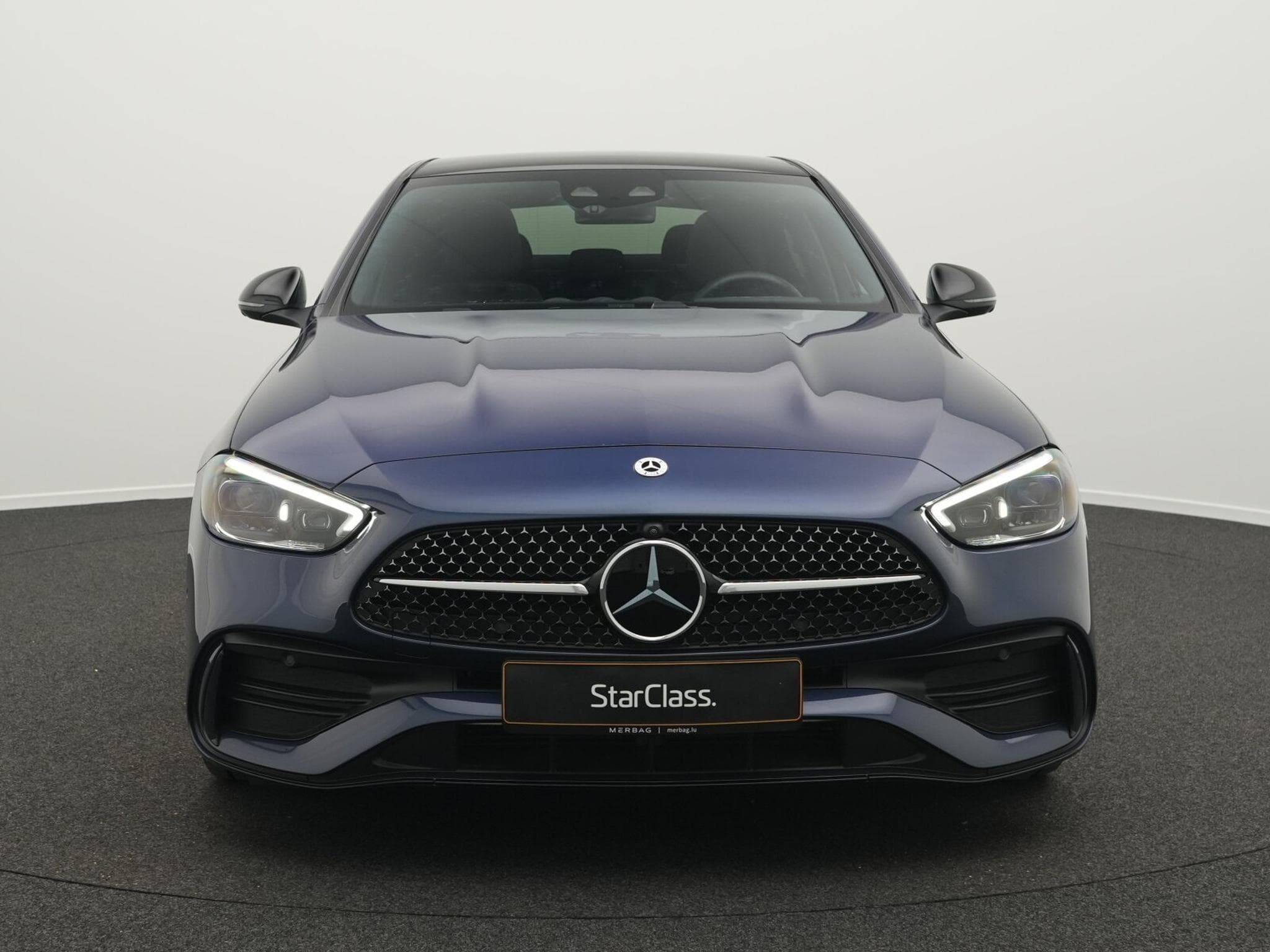 Mercedes C 220 d AMG-Line Premium Plus (2025) - Foto 2